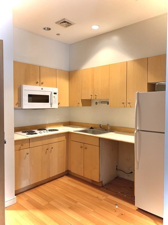 131 Tremont Street # 5F