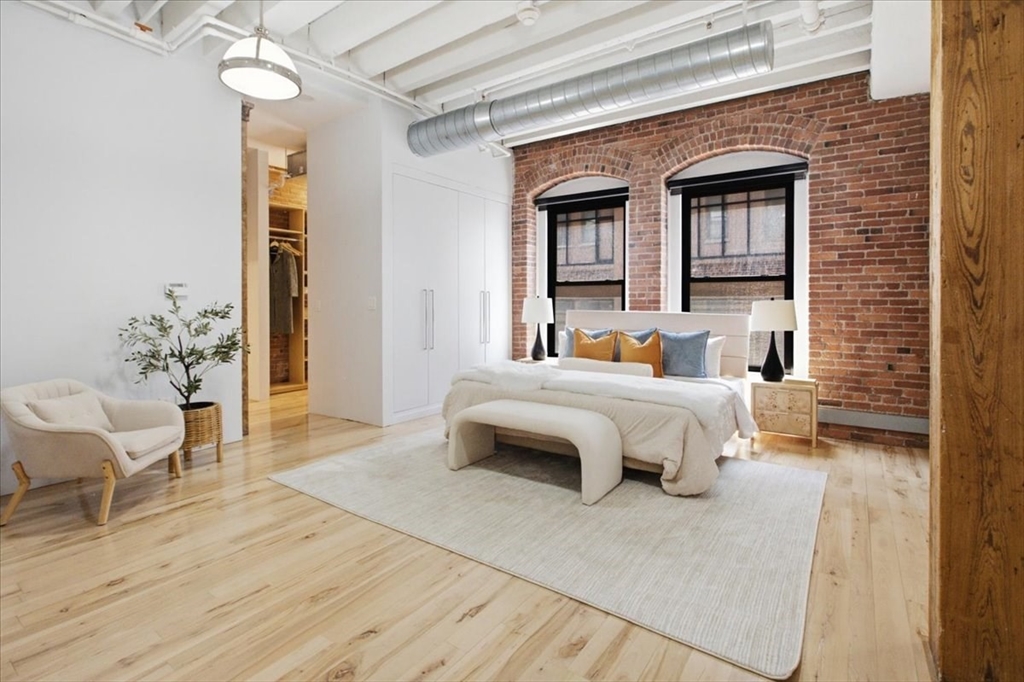 111 Beach St # 3E