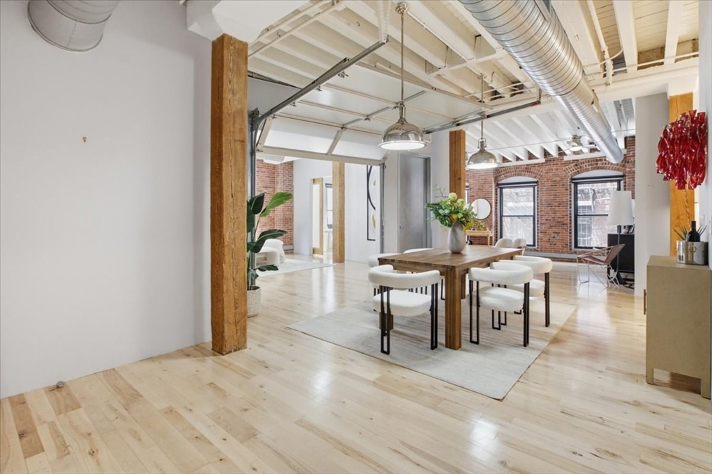 111 Beach St # 3E