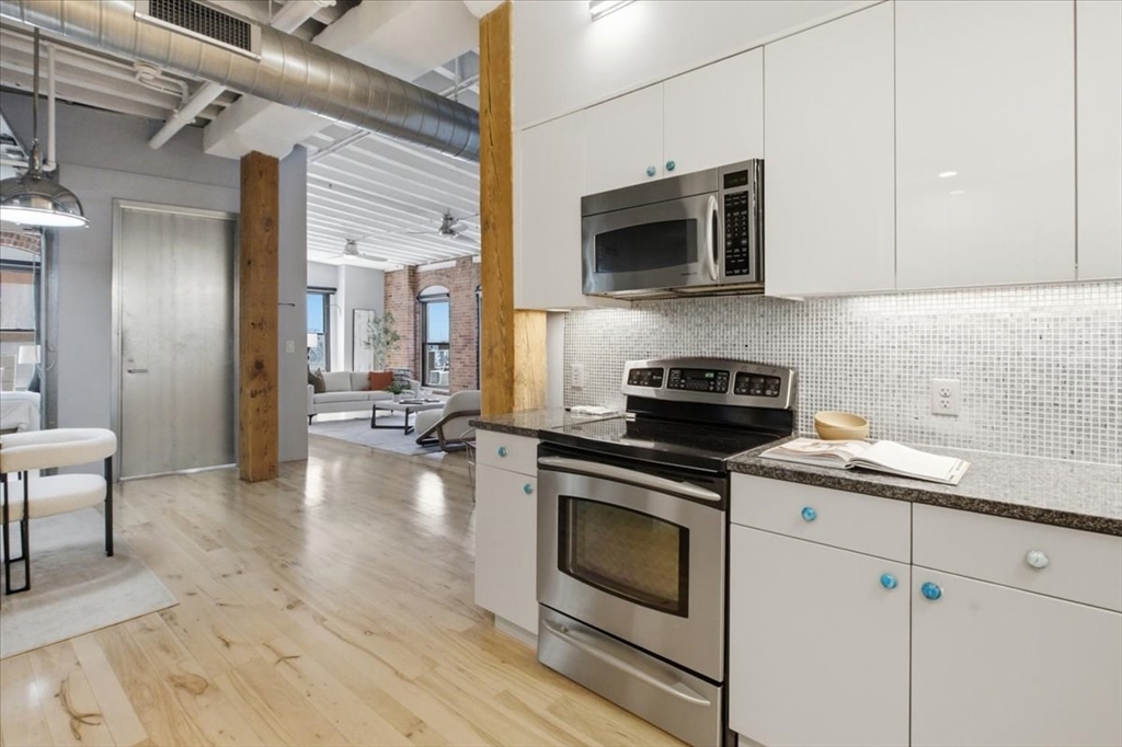 111 Beach St # 3E