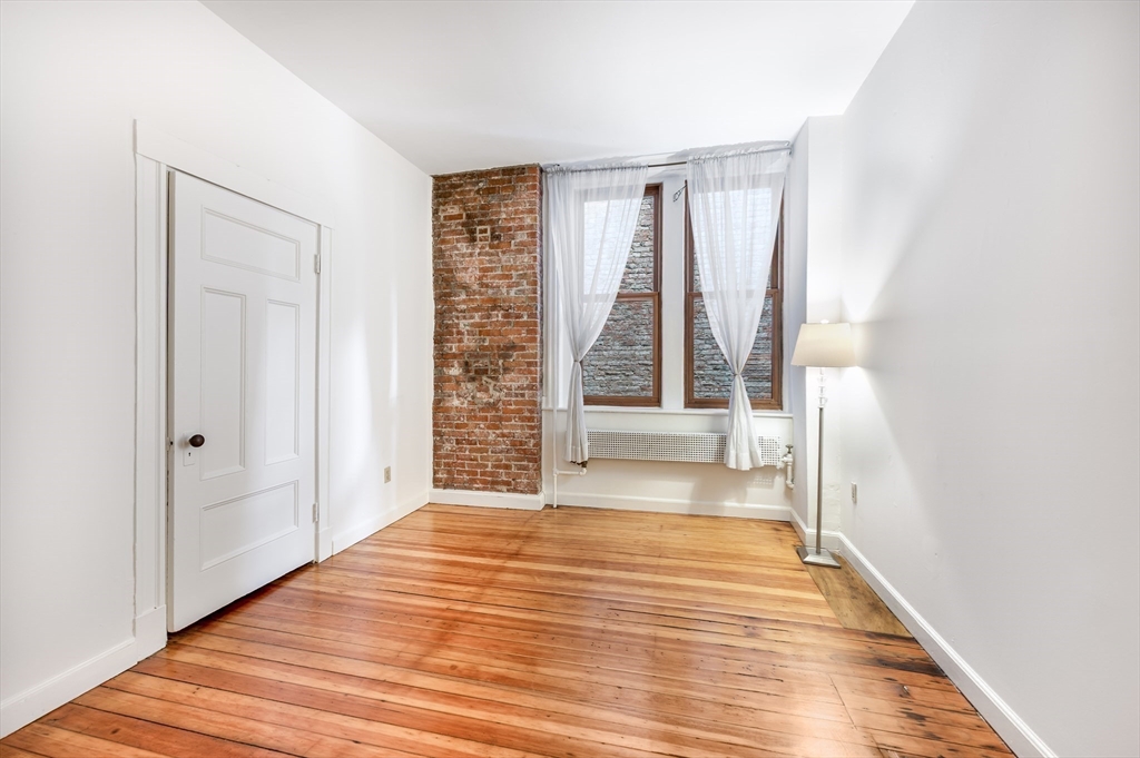 479 Beacon St # 32