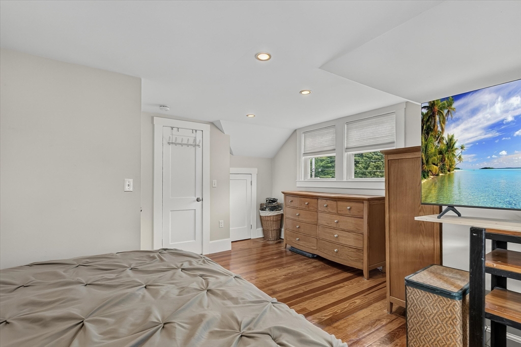 28 Twombley Ave