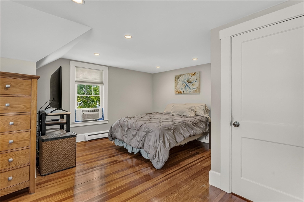28 Twombley Ave