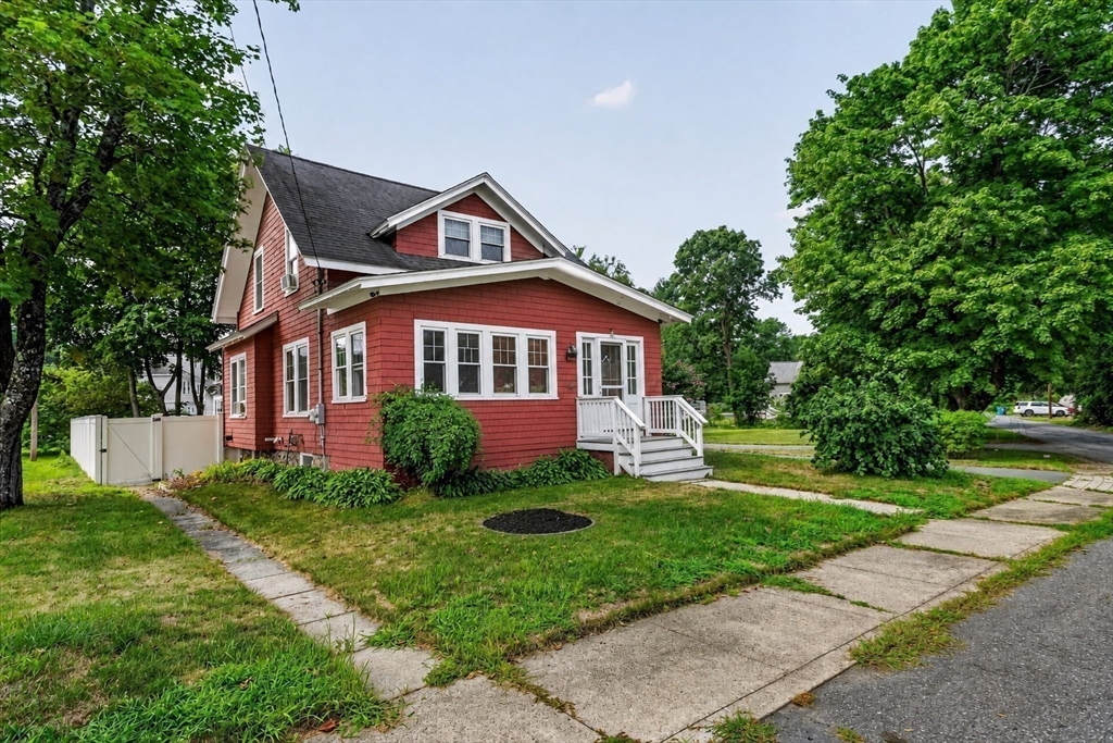 28 Twombley Ave