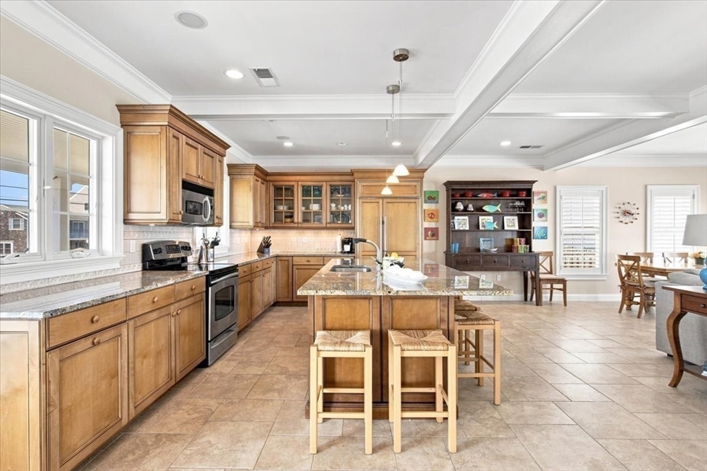 2 Cliff Rd S
