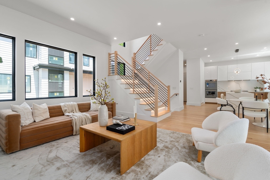 163-167 Winchester Street # D