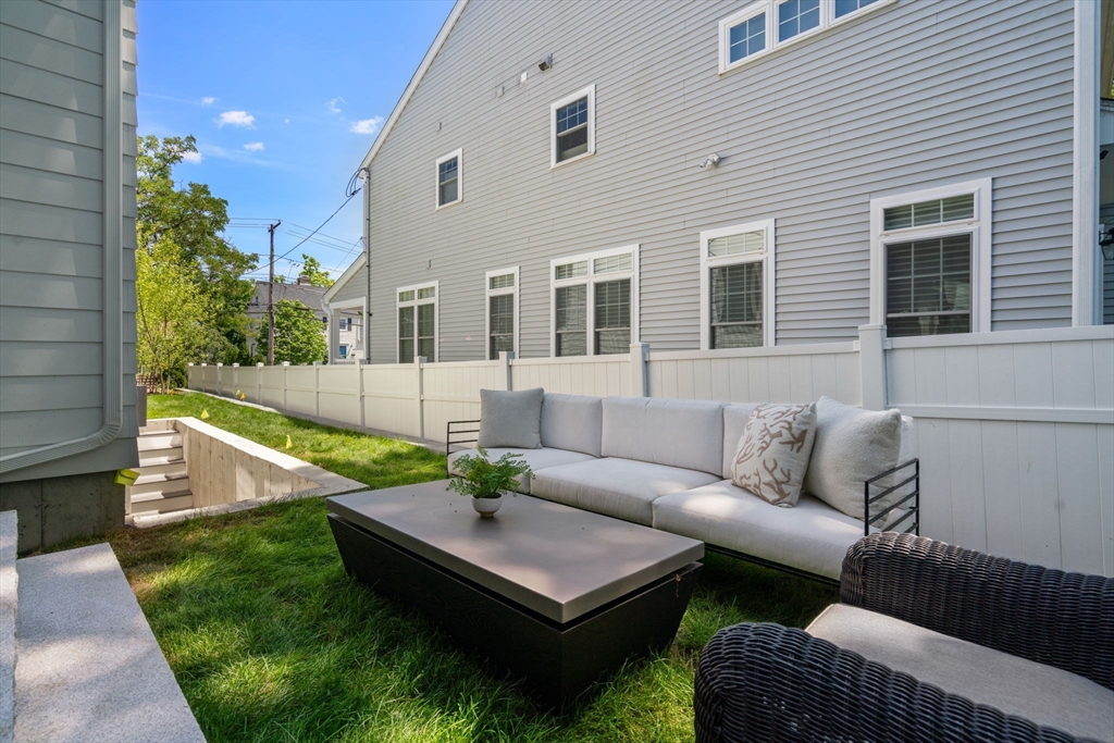 163-167 Winchester Street # D