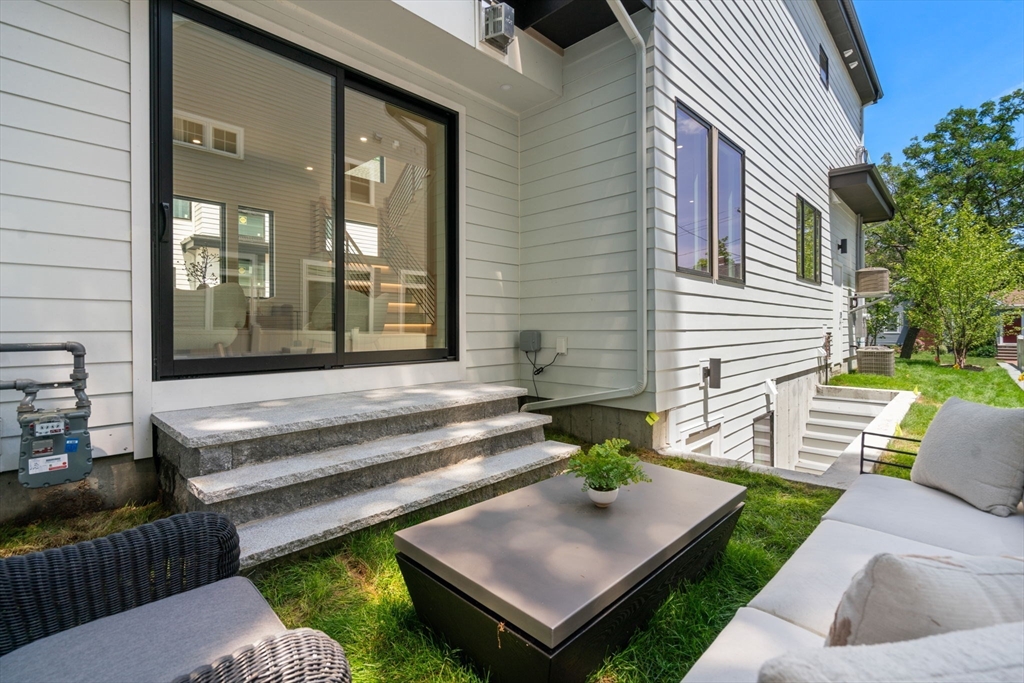 163-167 Winchester Street # D