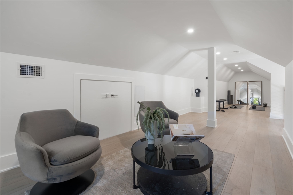 163-167 Winchester Street # D