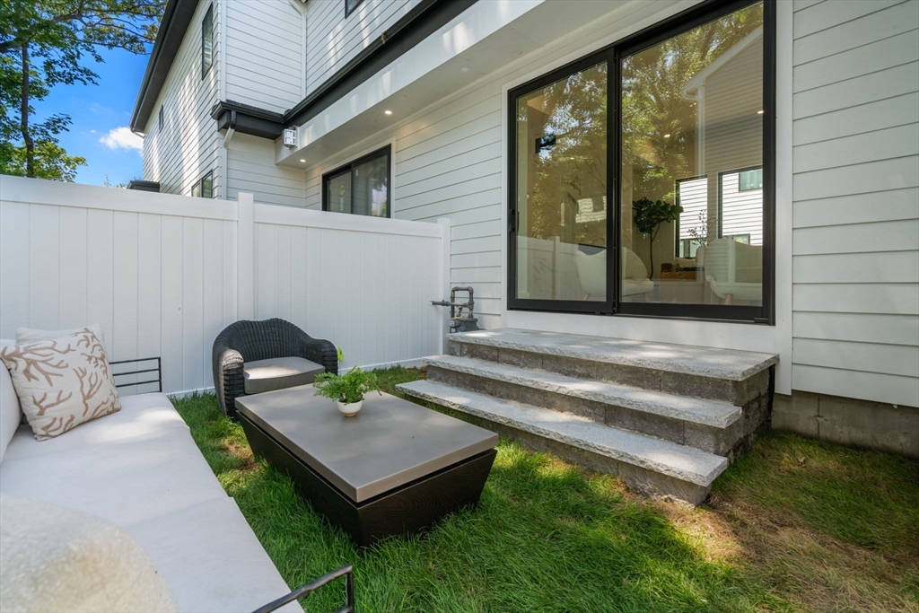 163-167 Winchester Street # D