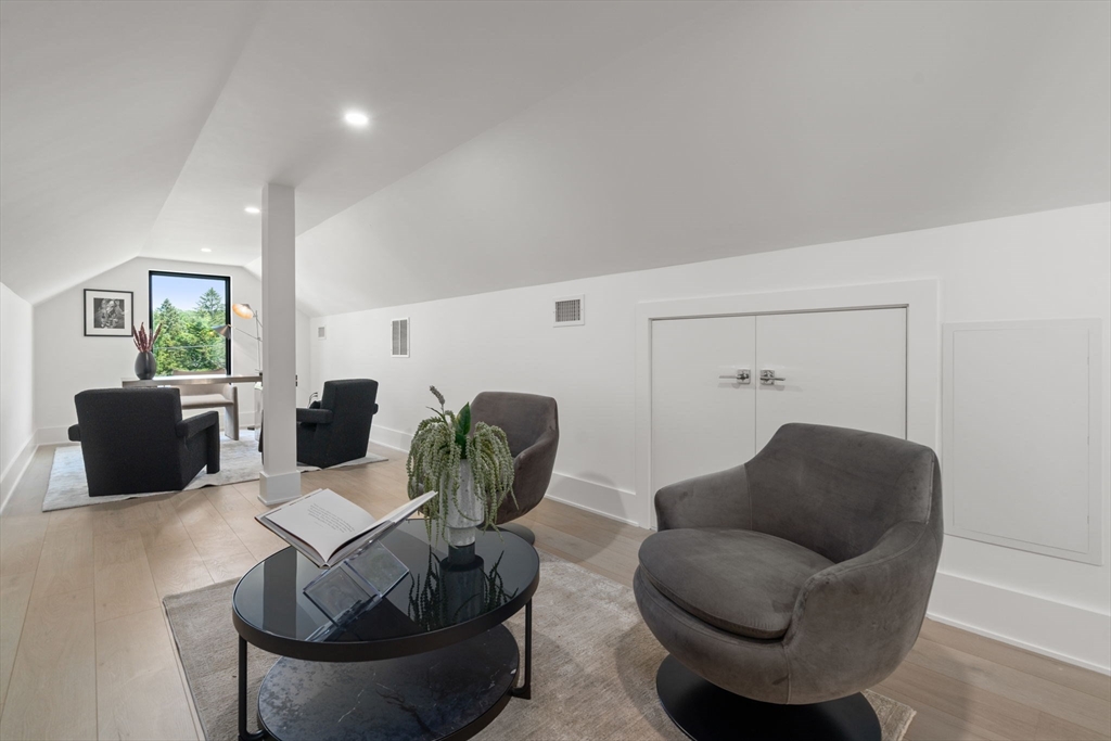 163-167 Winchester Street # D