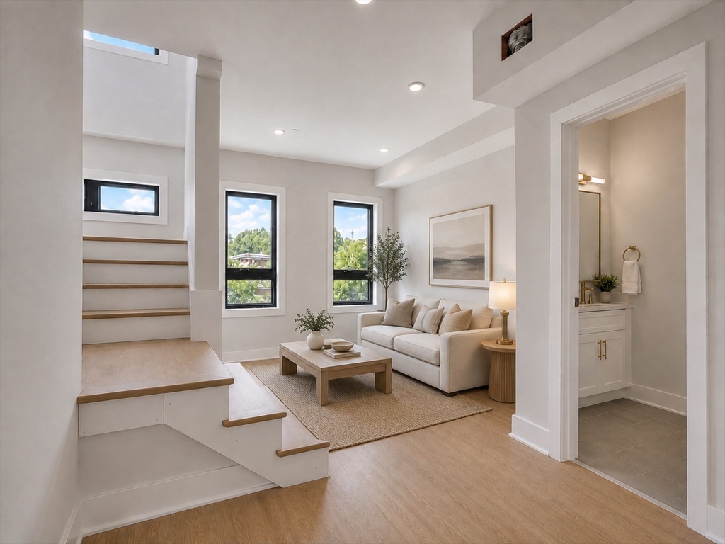 820 Hyde Park Ave. # 306