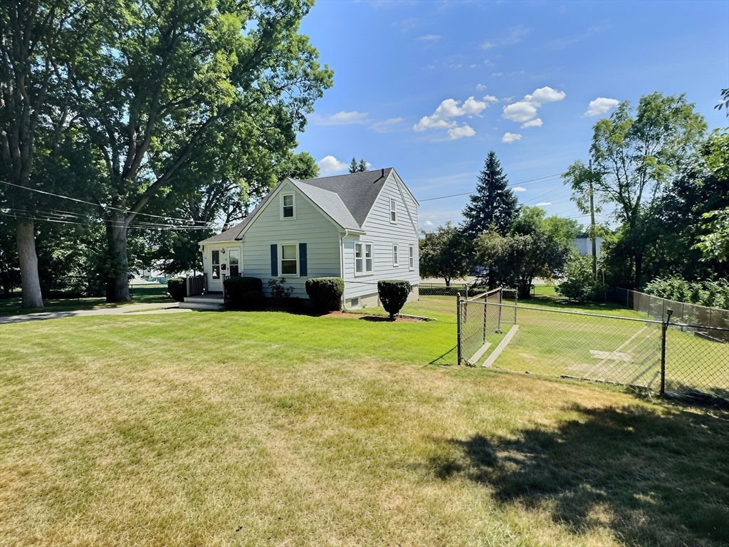 53 Davis Ave # 53