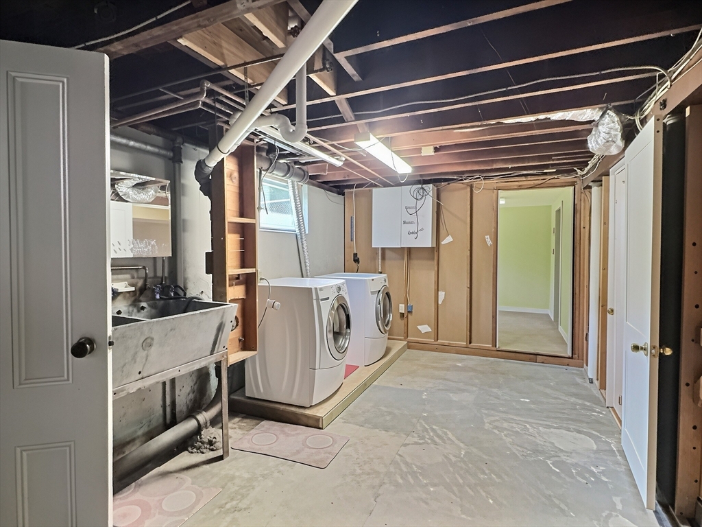 53 Davis Ave # 53