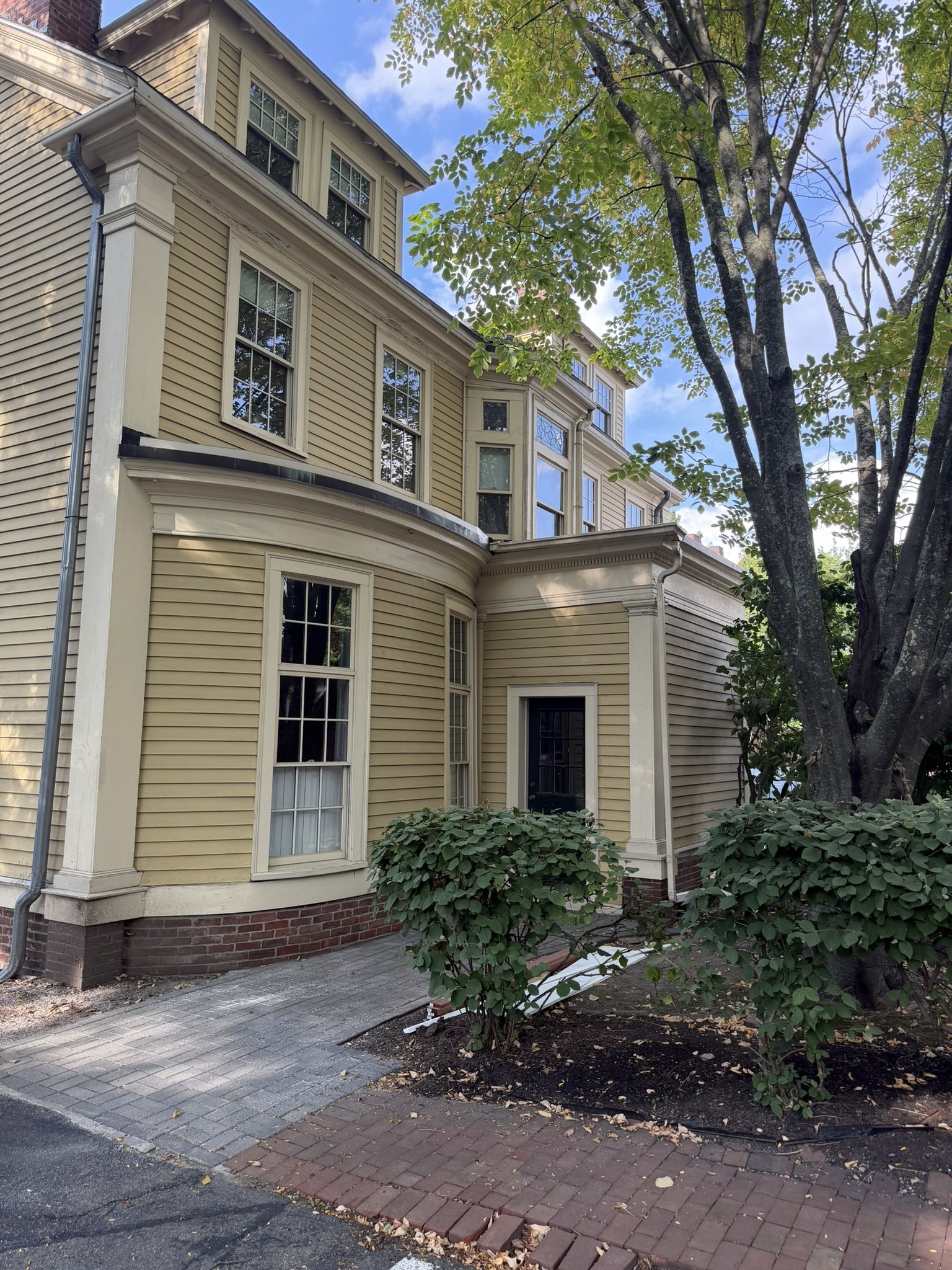 26 Garden Street # 2
