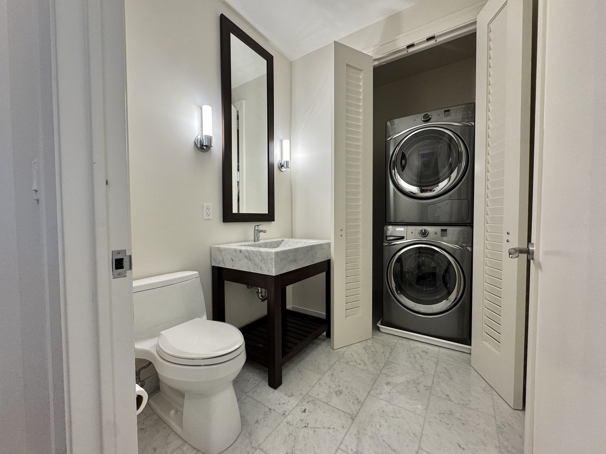 1 Franklin St # 3805