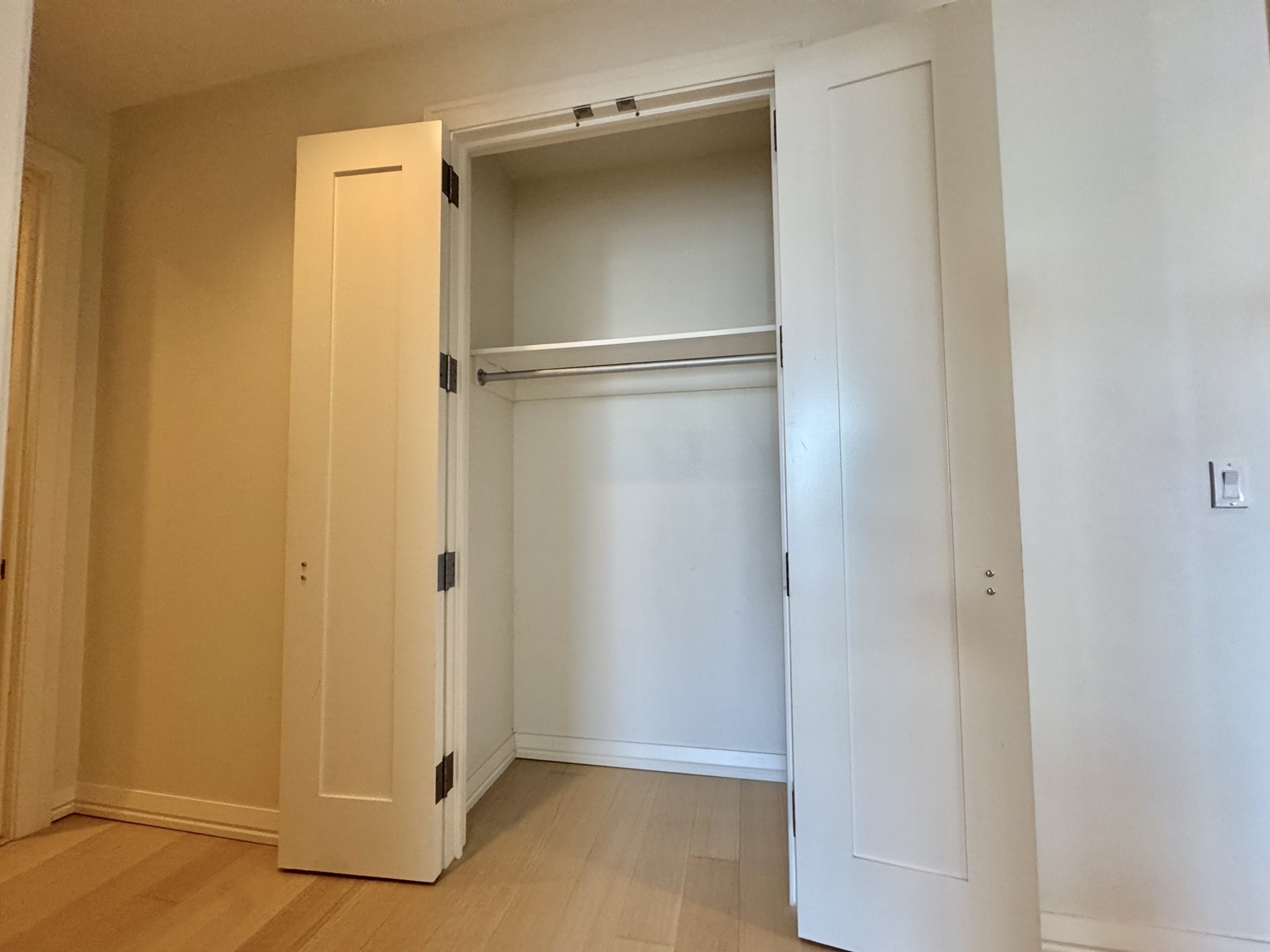 1 Franklin St # 3805