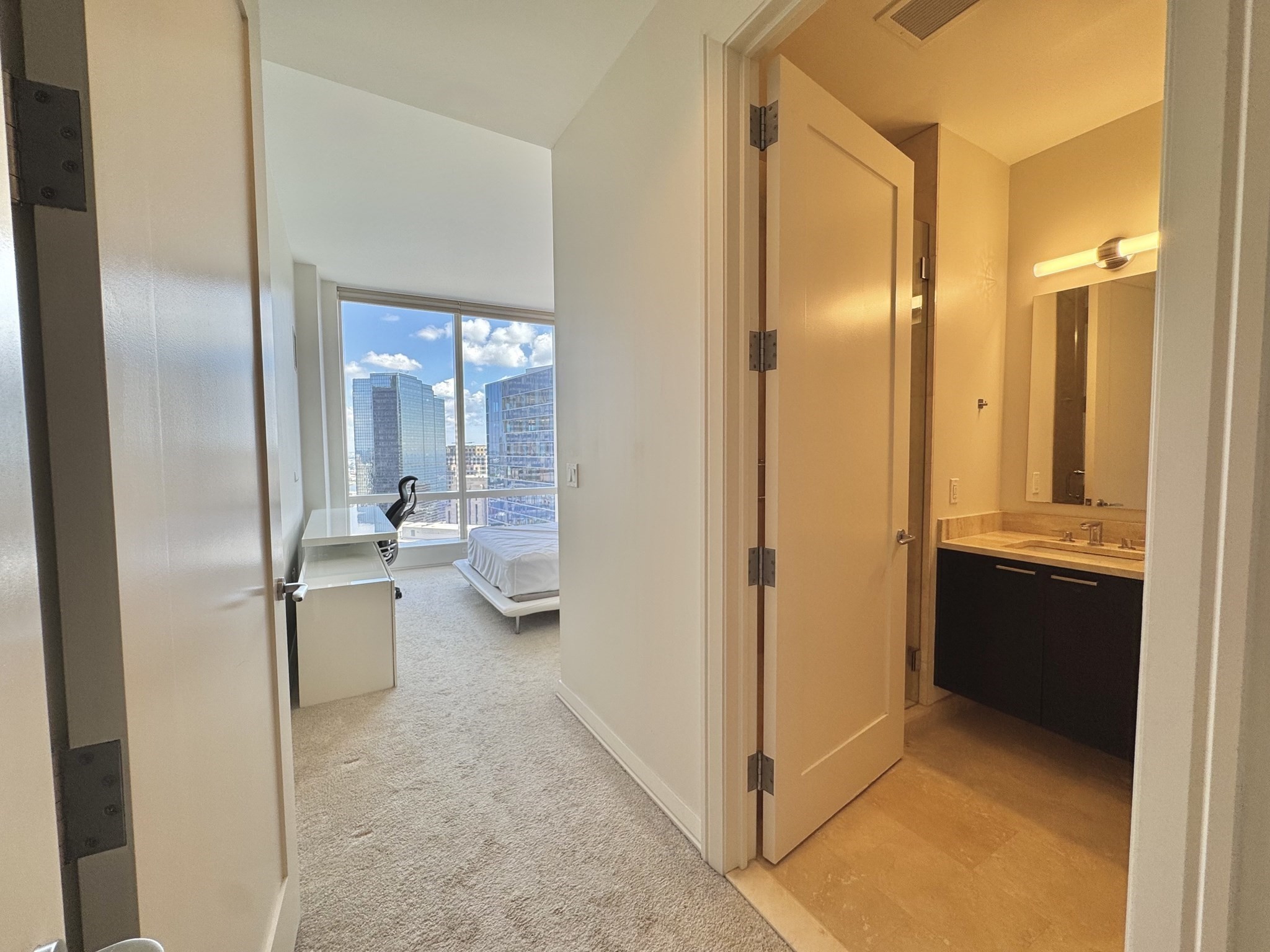 1 Franklin St # 3805