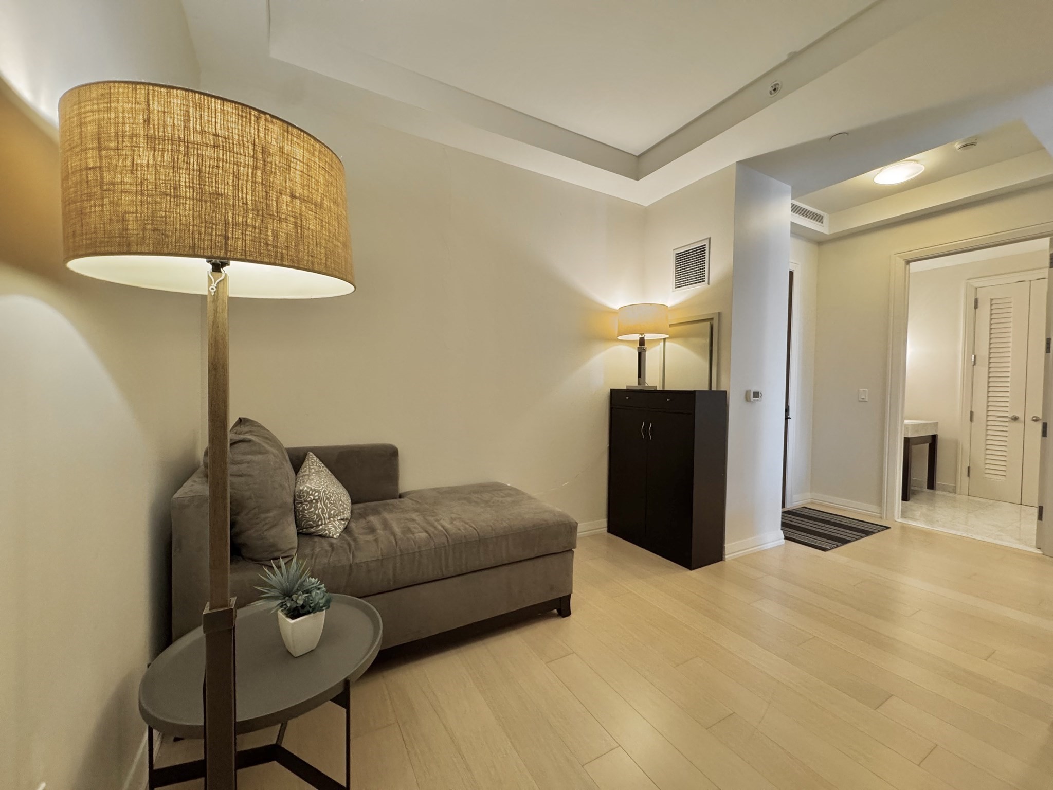 1 Franklin St # 3805