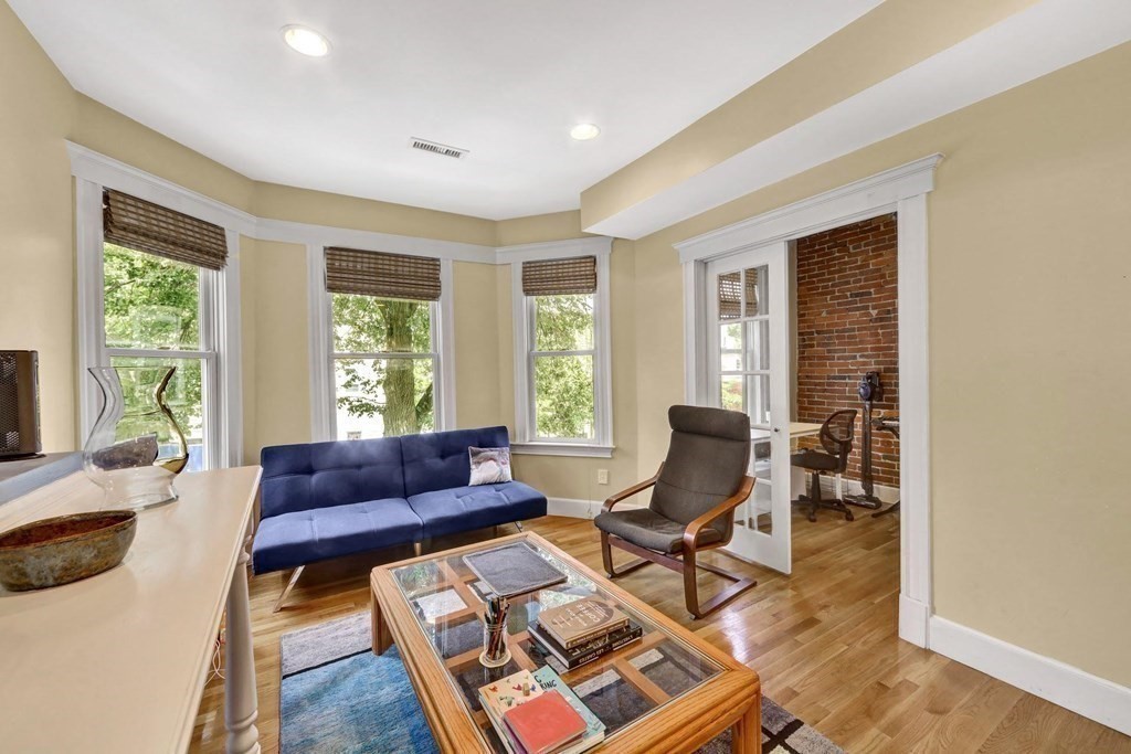 292 Western Ave # 1
