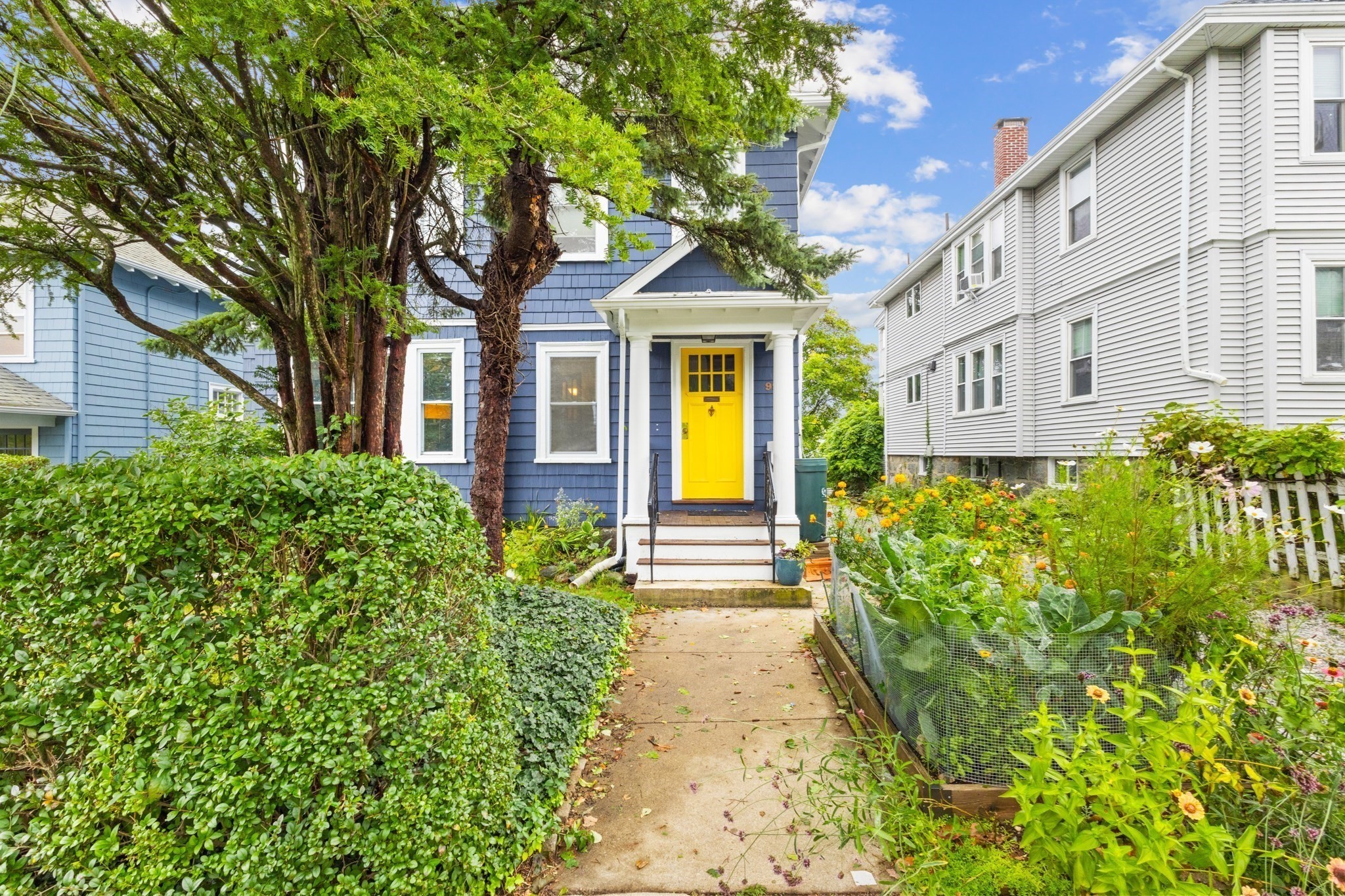 99 Saint Rose St # 1