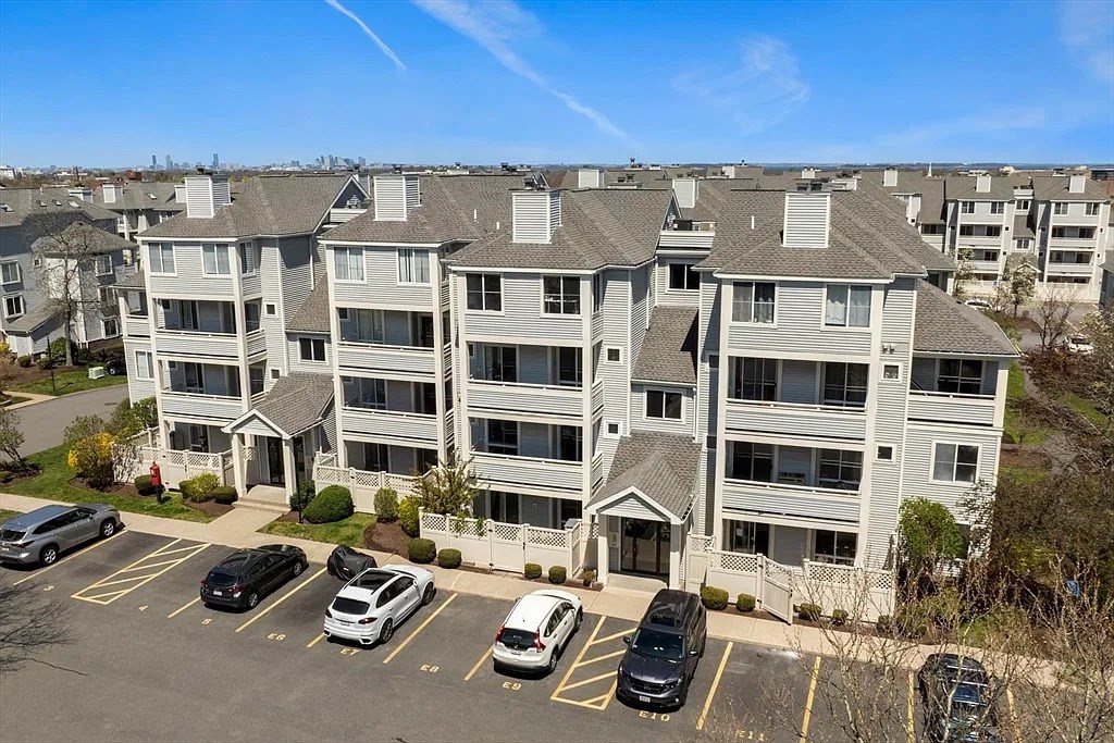 200 Falls Blvd # H303