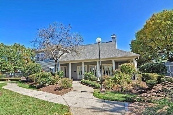 200 Falls Blvd # H303