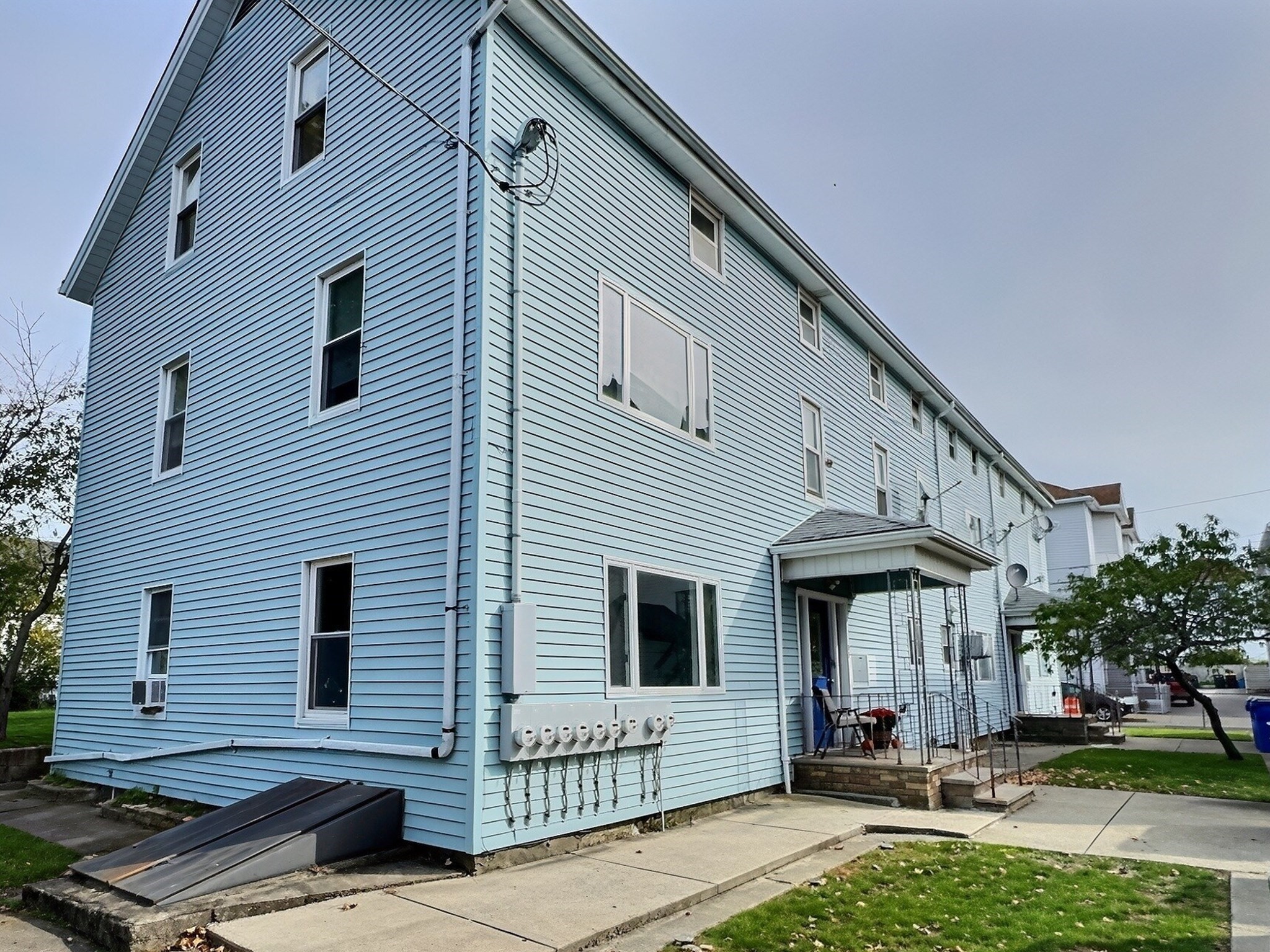 62 Morton St