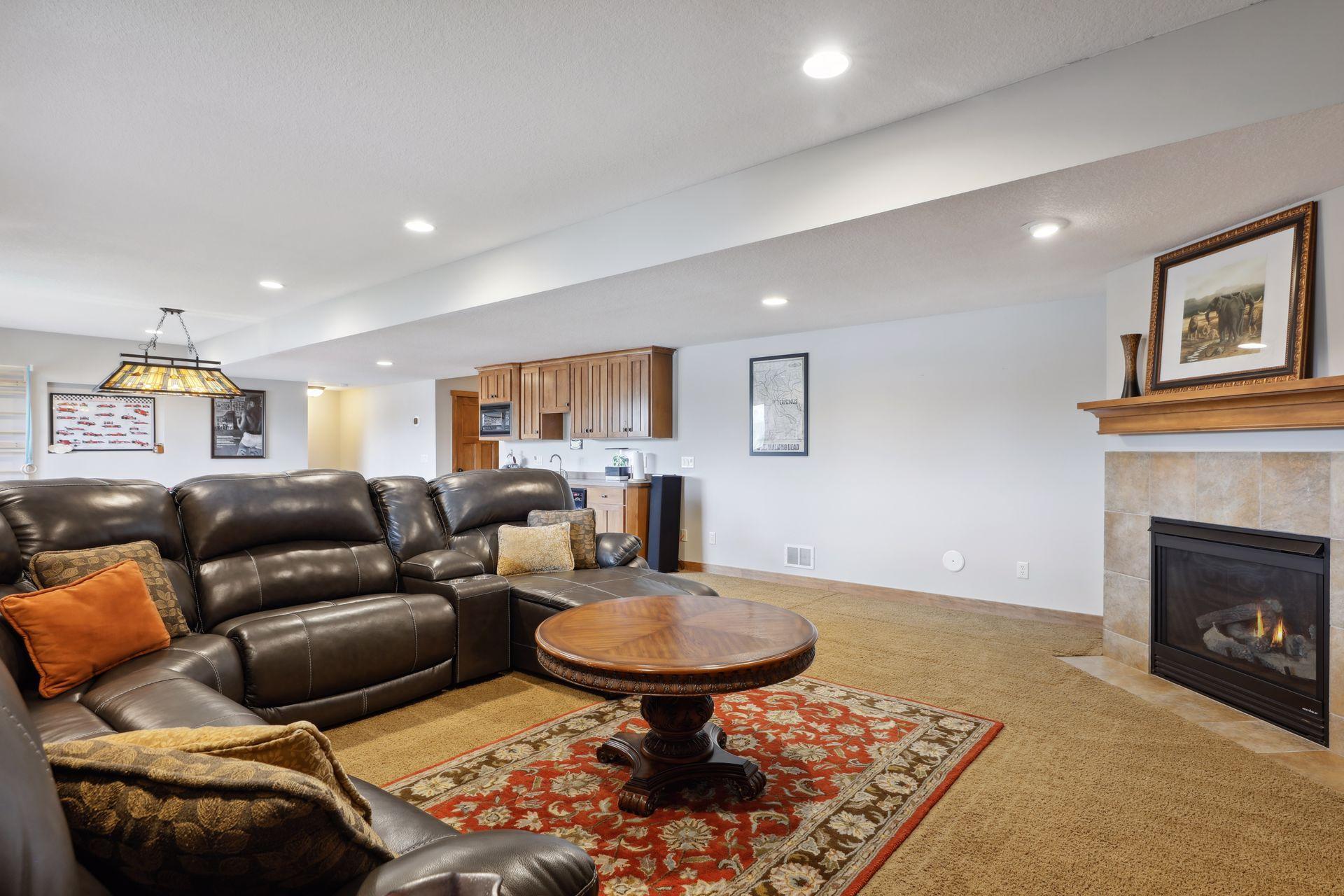 10590 Watersedge Lane