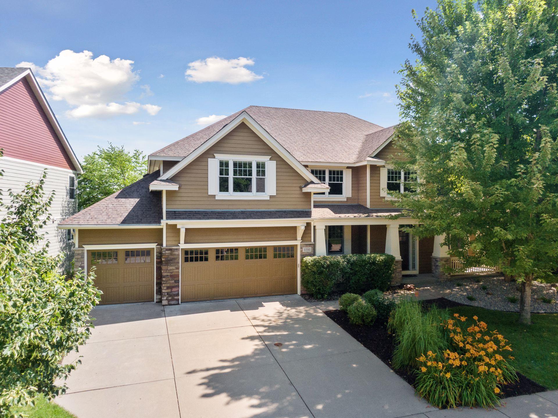 10590 Watersedge Lane