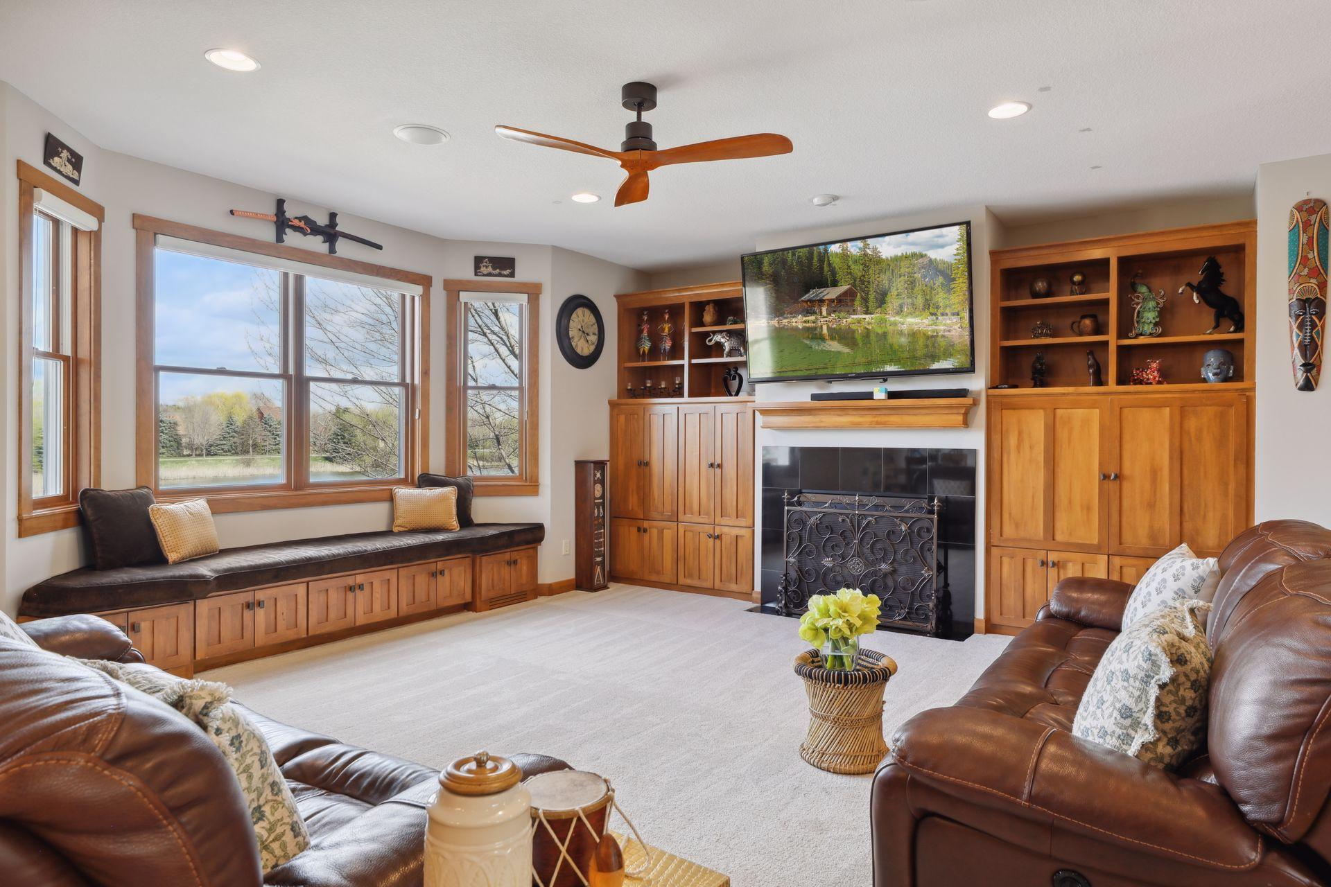 10590 Watersedge Lane