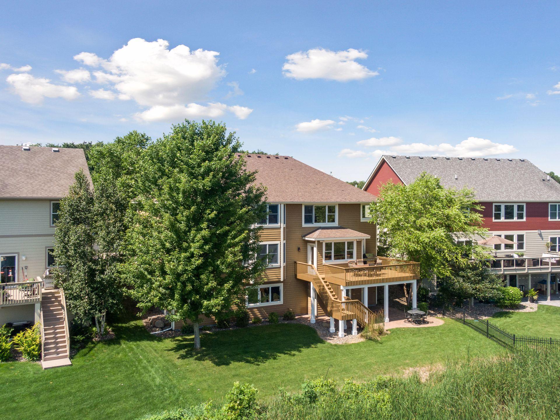 10590 Watersedge Lane