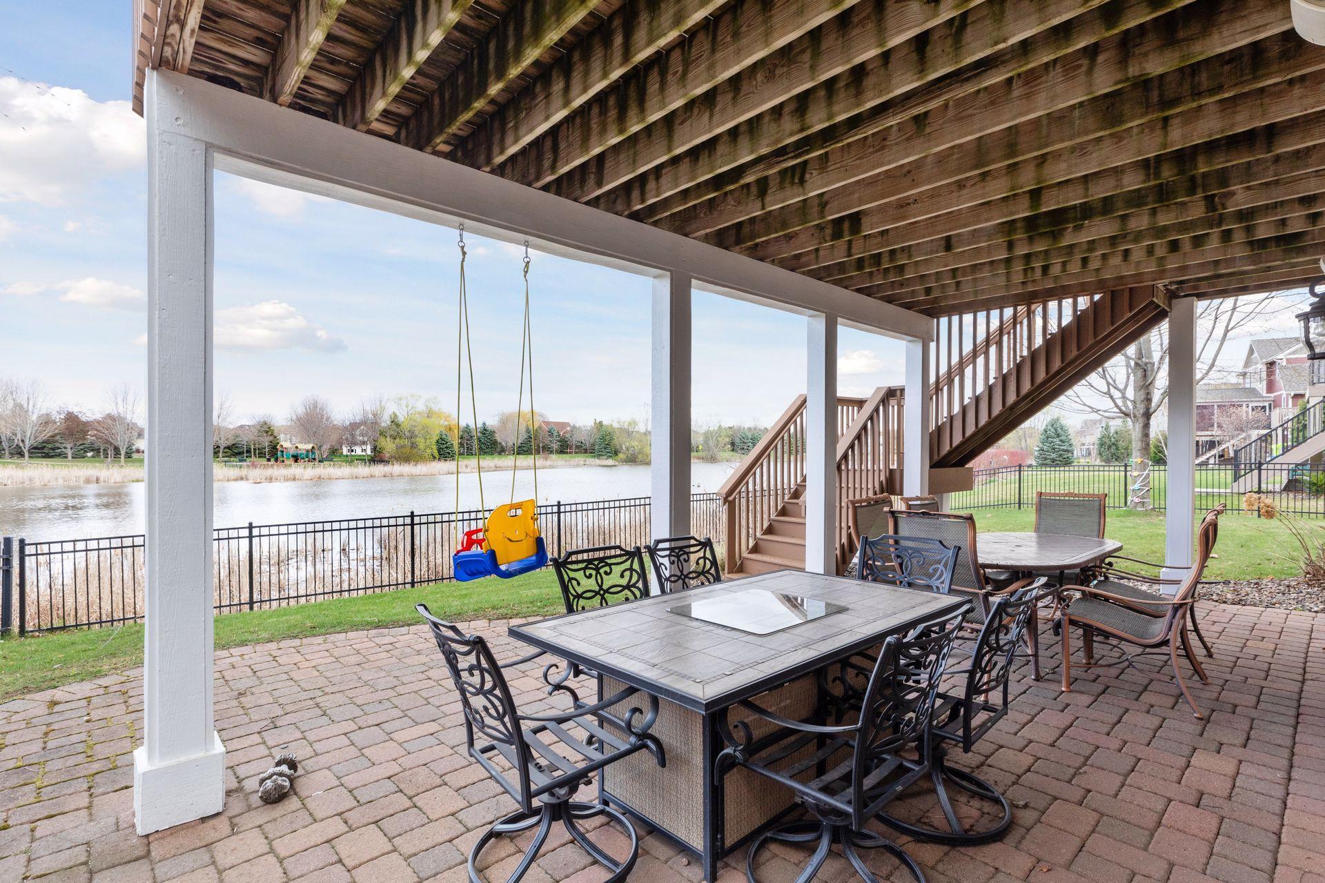 10590 Watersedge Lane