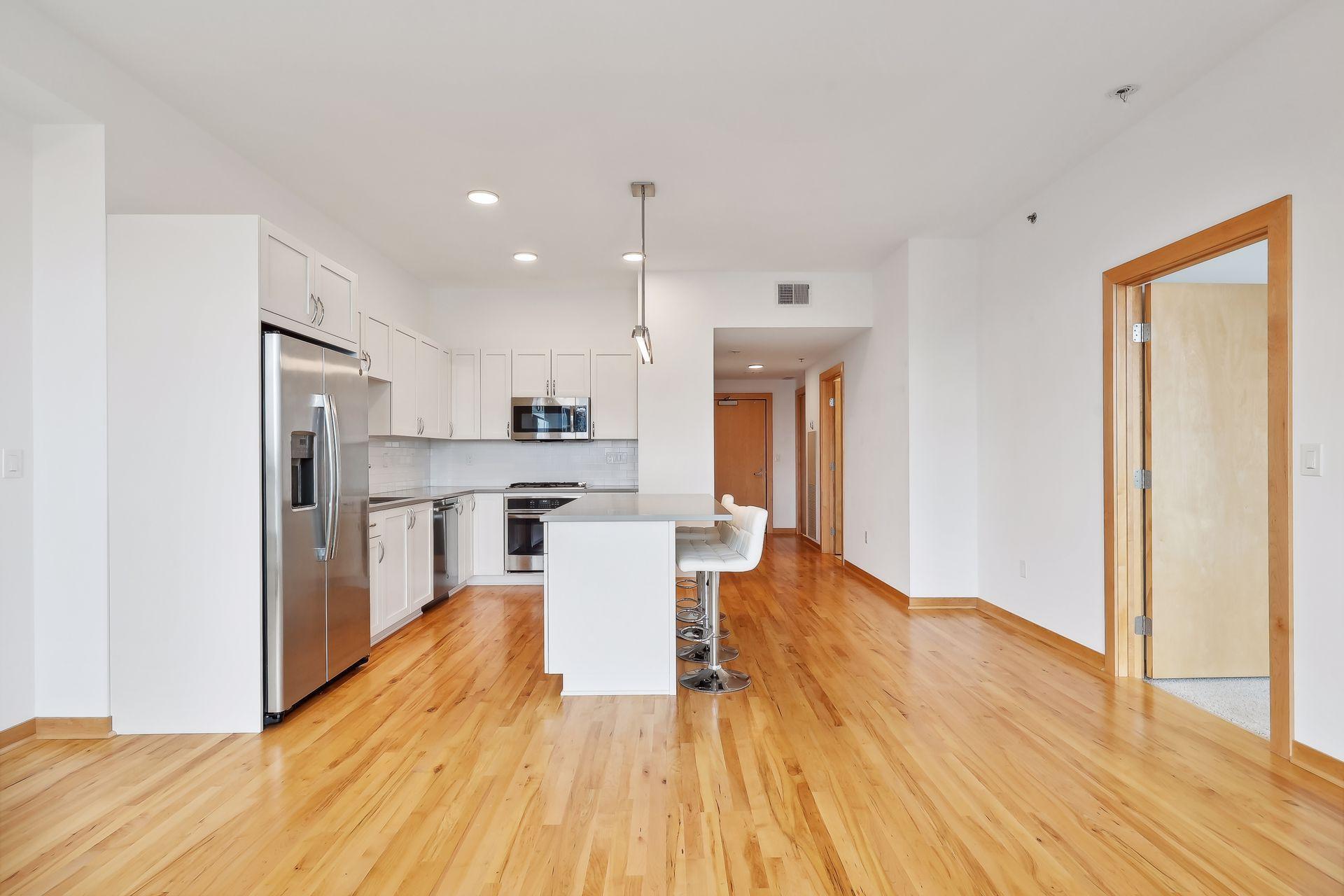 1240 S 2nd Street Unit: 707