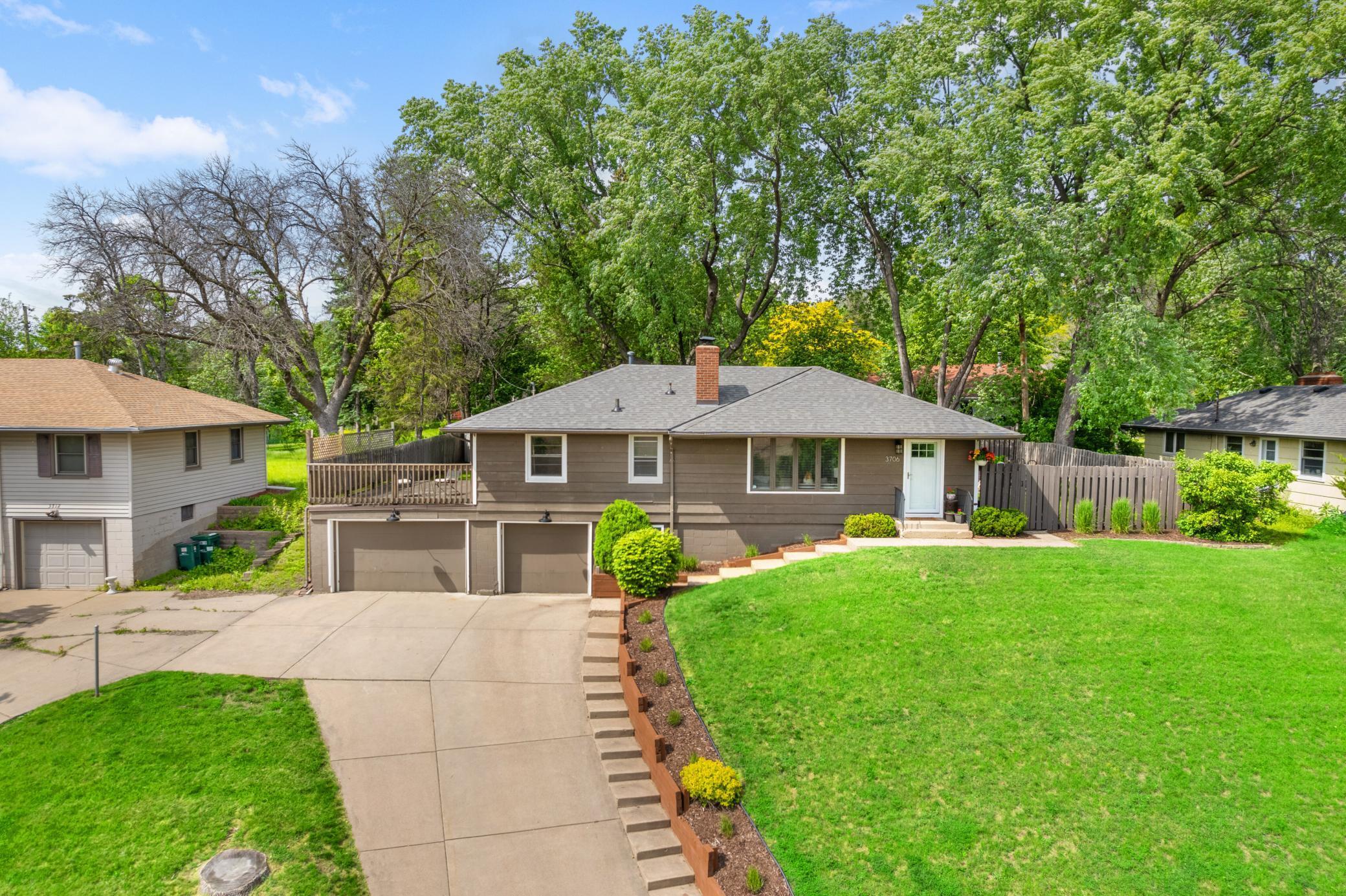3706 W 90th Street