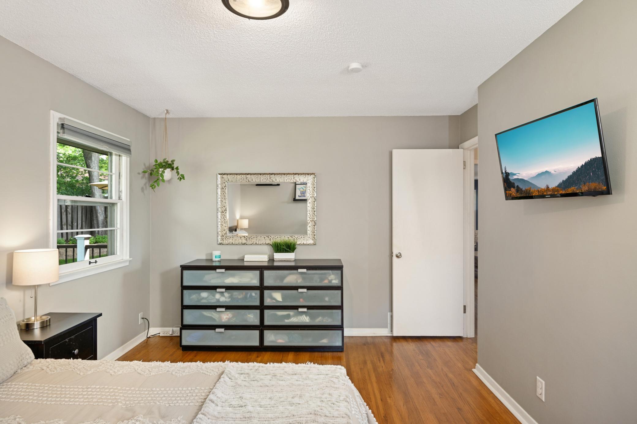 3706 W 90th Street