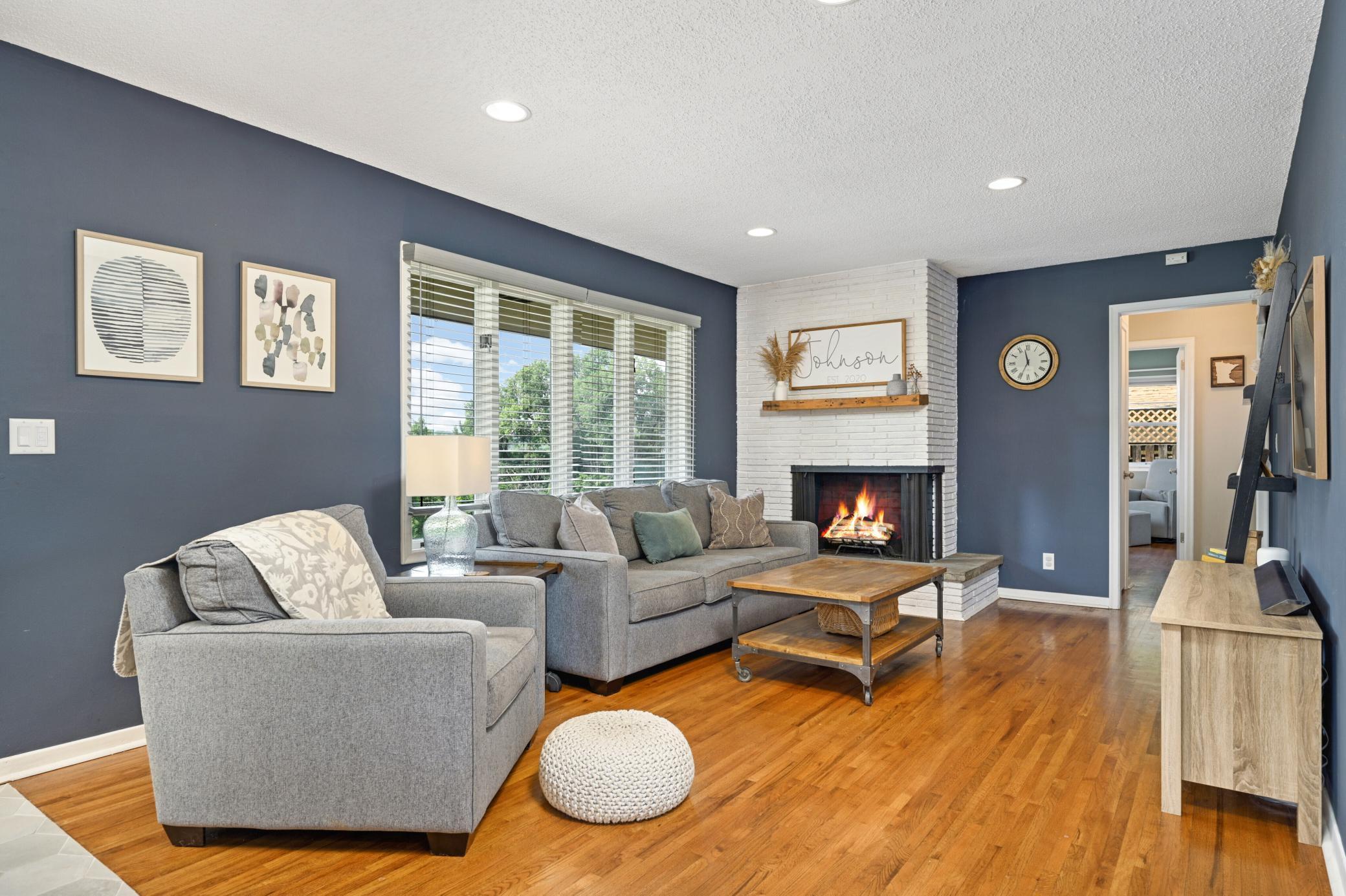 3706 W 90th Street