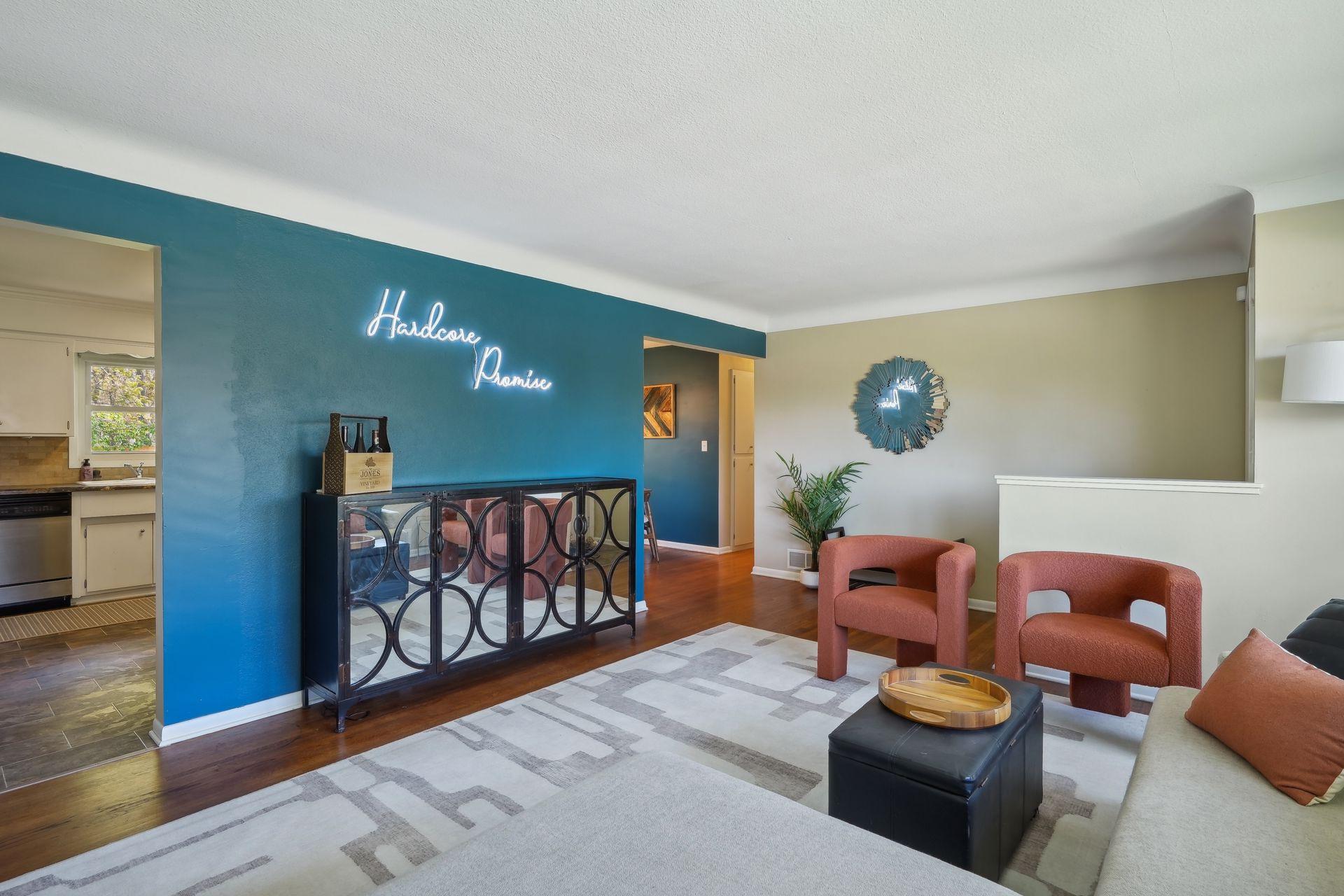 2986 Northview Street