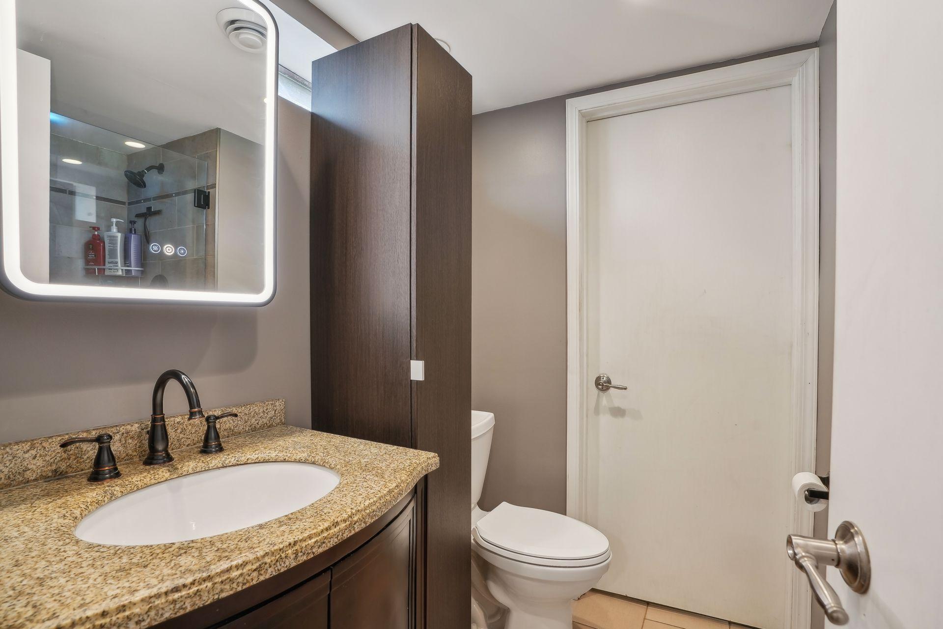 2986 Northview Street