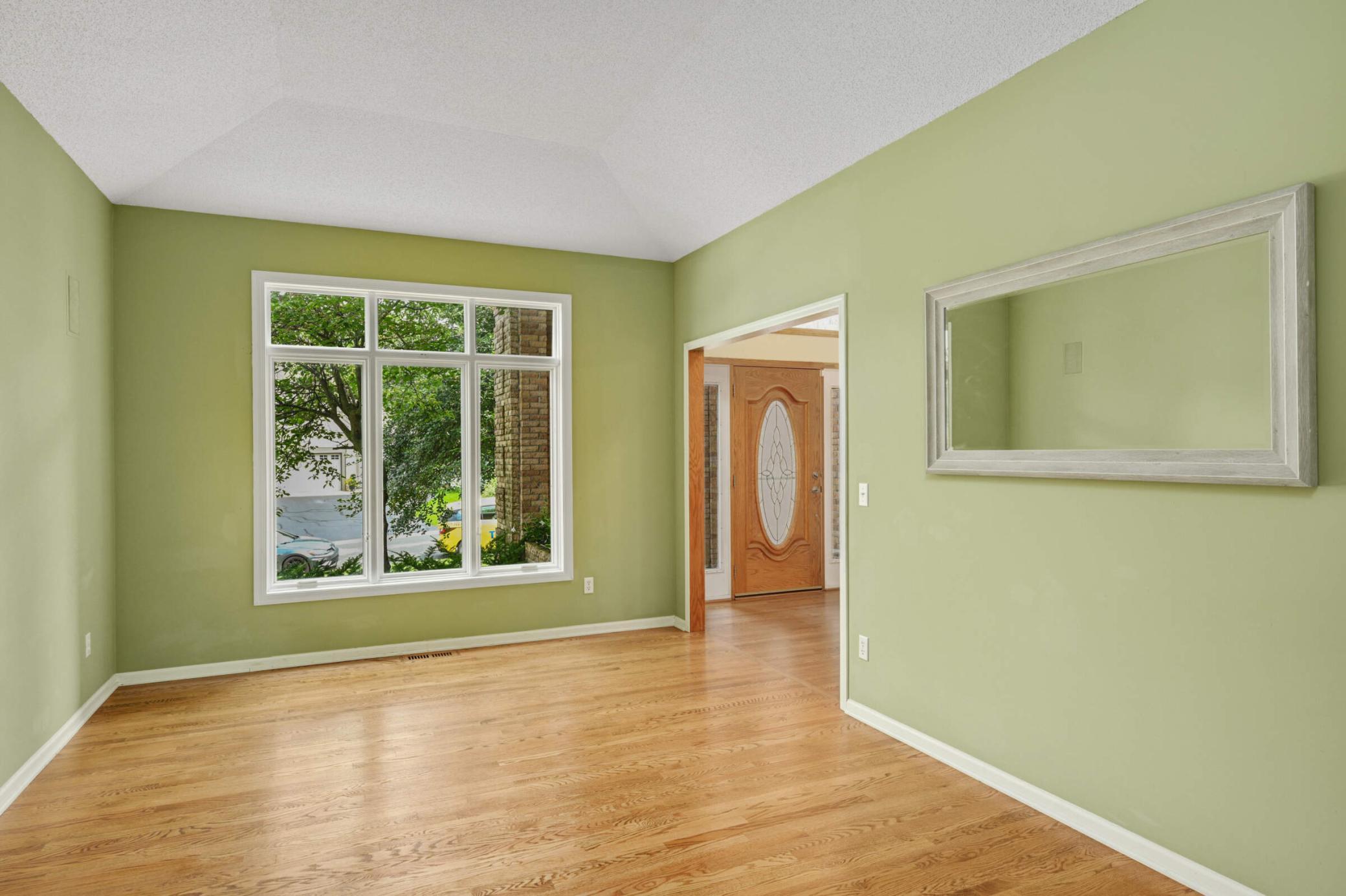 4295 Dartmouth Court