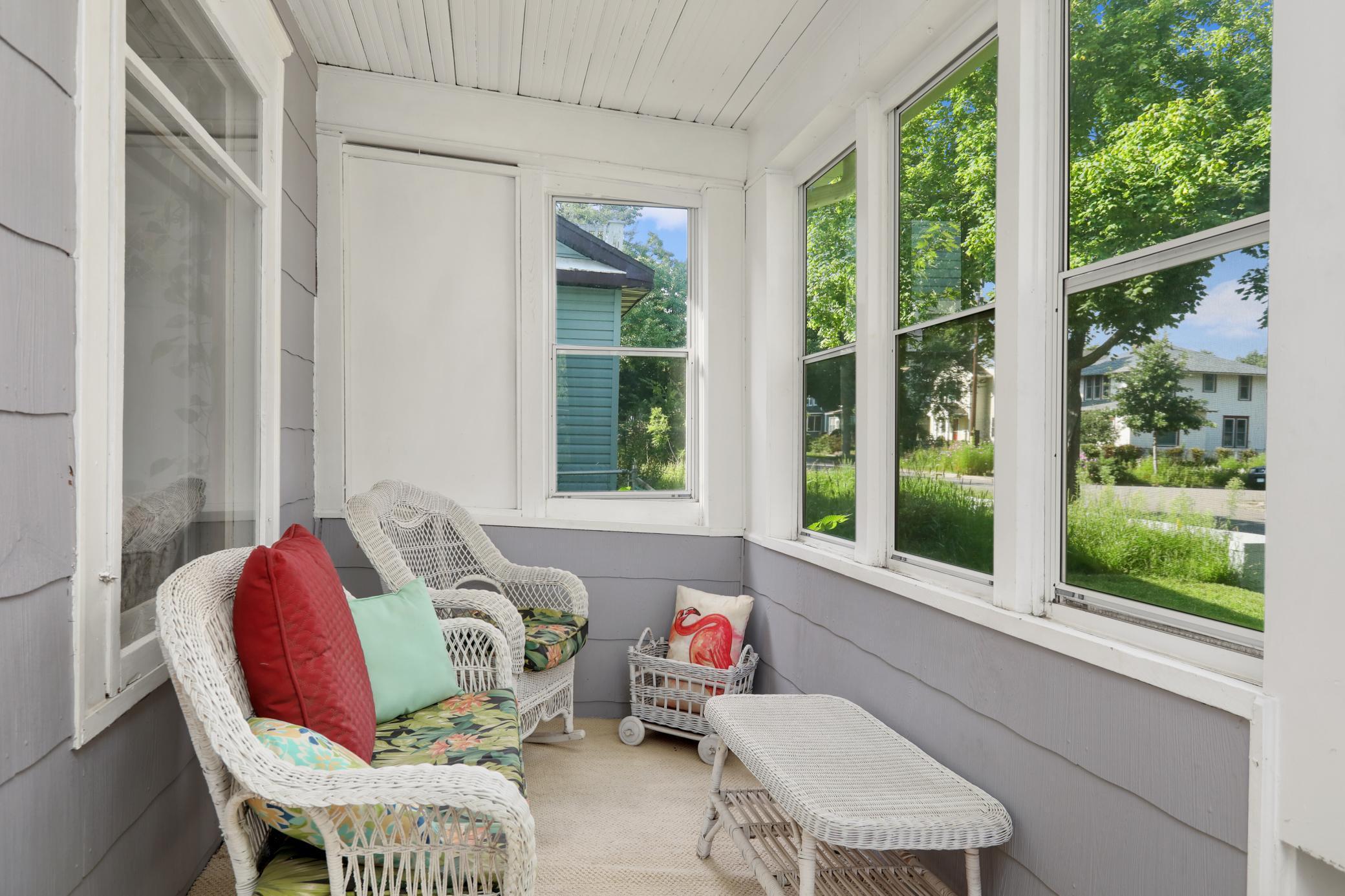 3706 Girard Avenue N