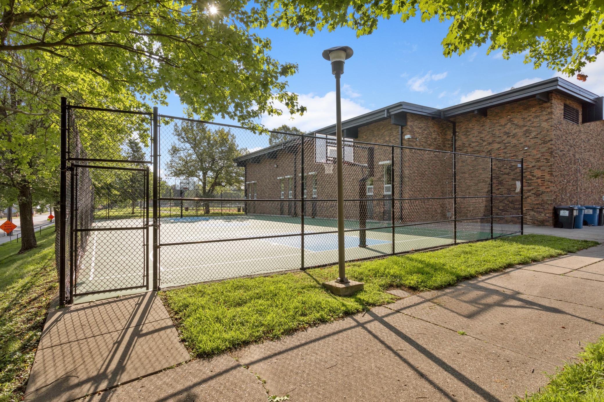 3706 Girard Avenue N