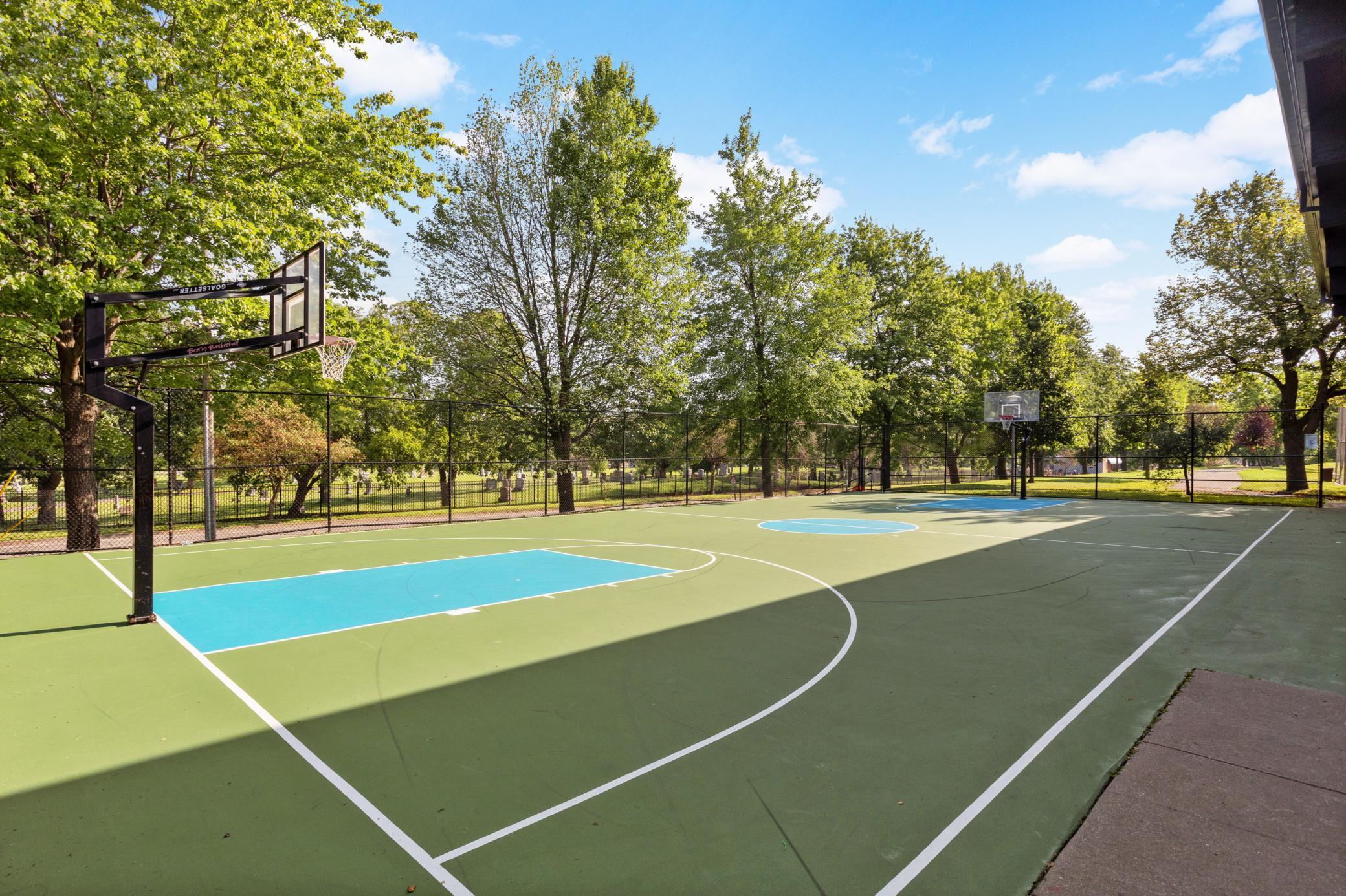 3706 Girard Avenue N