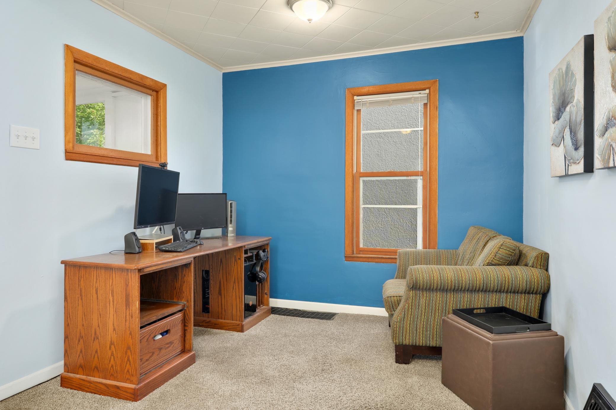 3706 Girard Avenue N