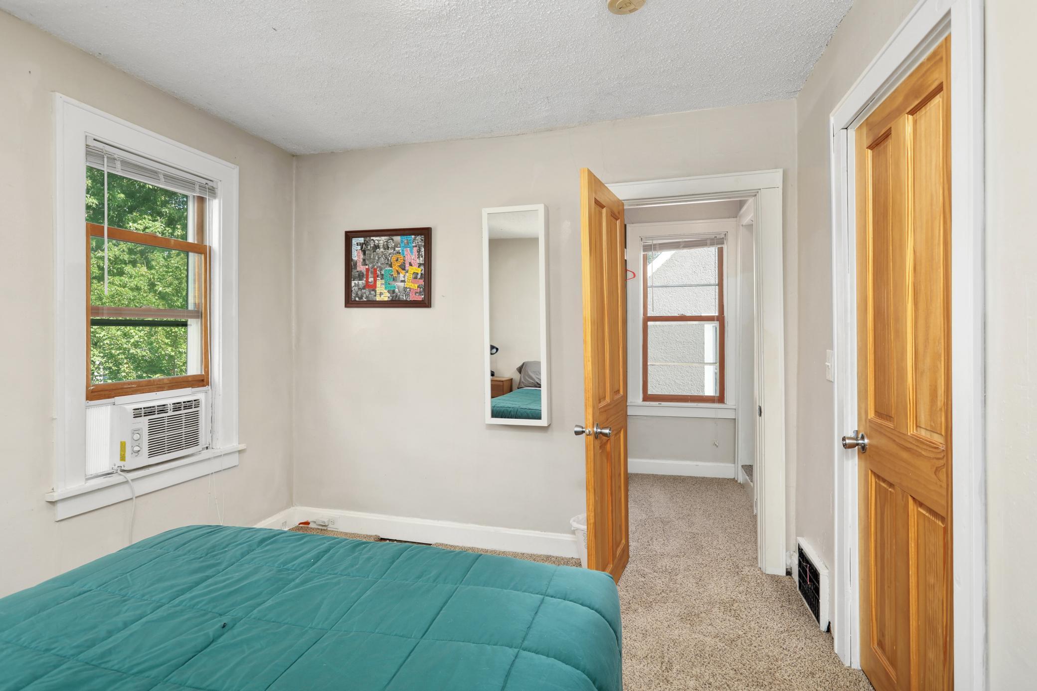 3706 Girard Avenue N