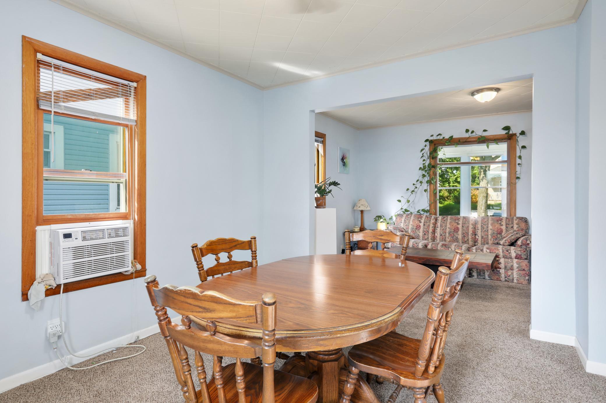 3706 Girard Avenue N