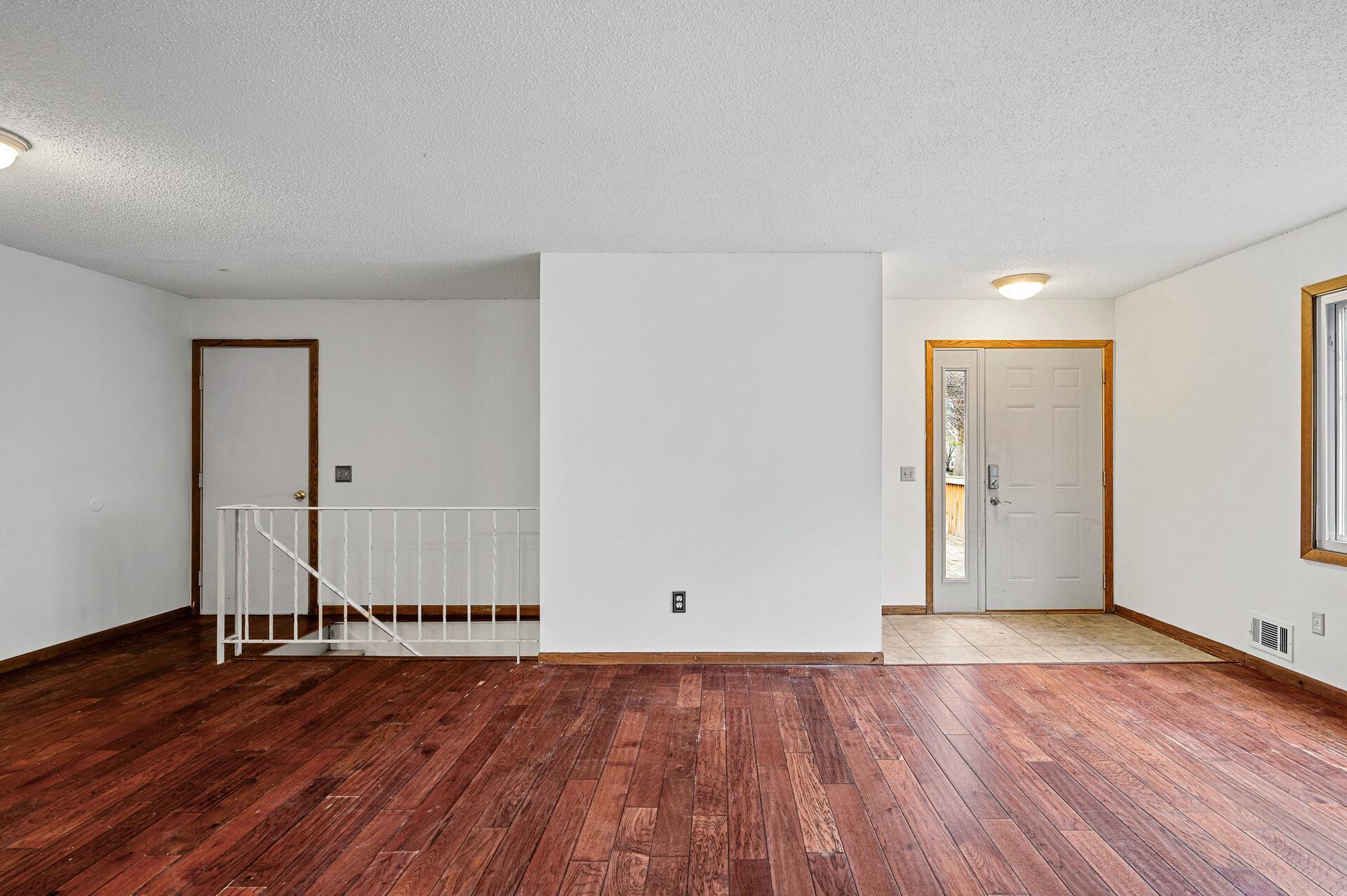 2643 Zarthan Avenue S