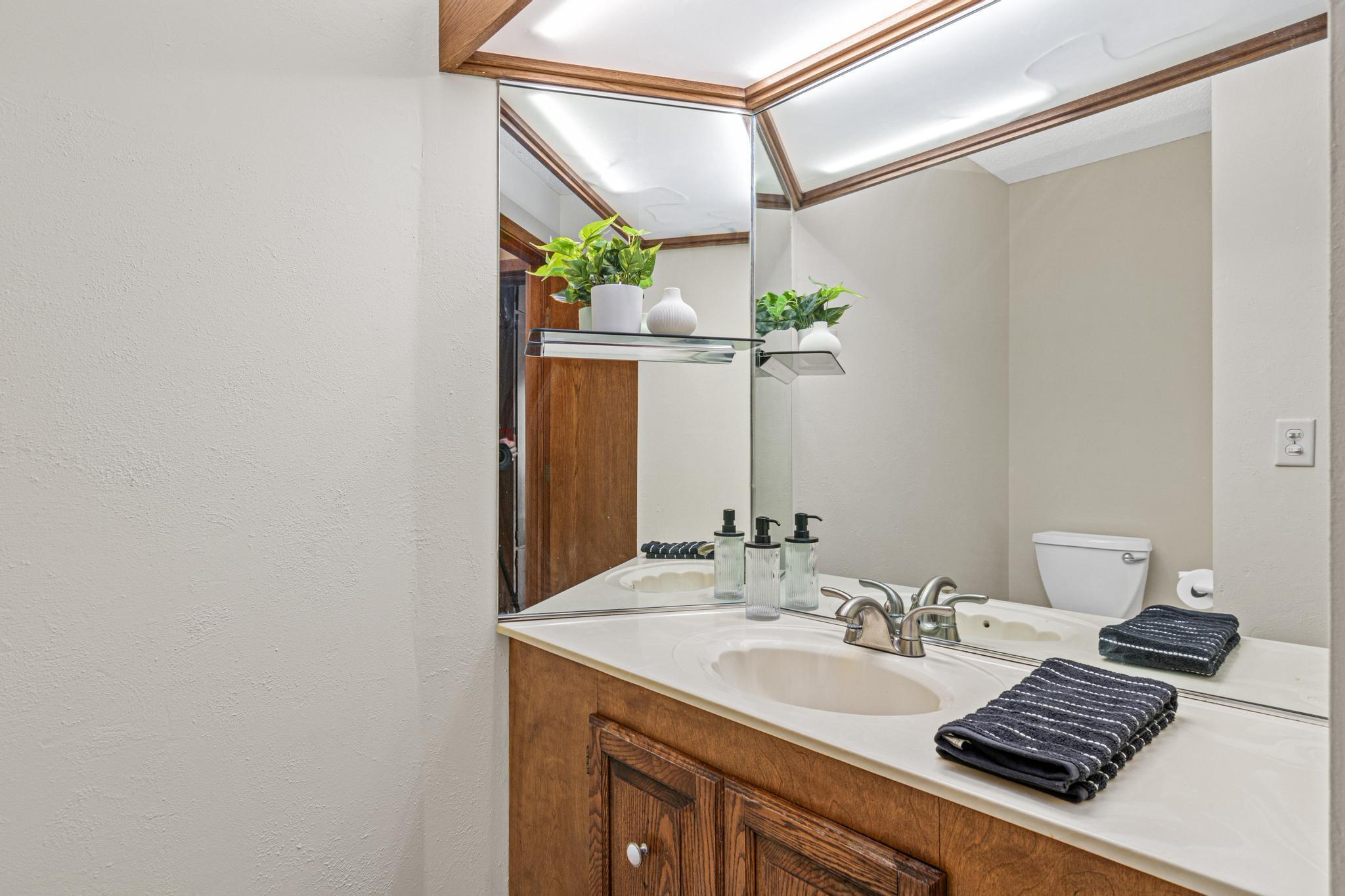 2950 Western Avenue N