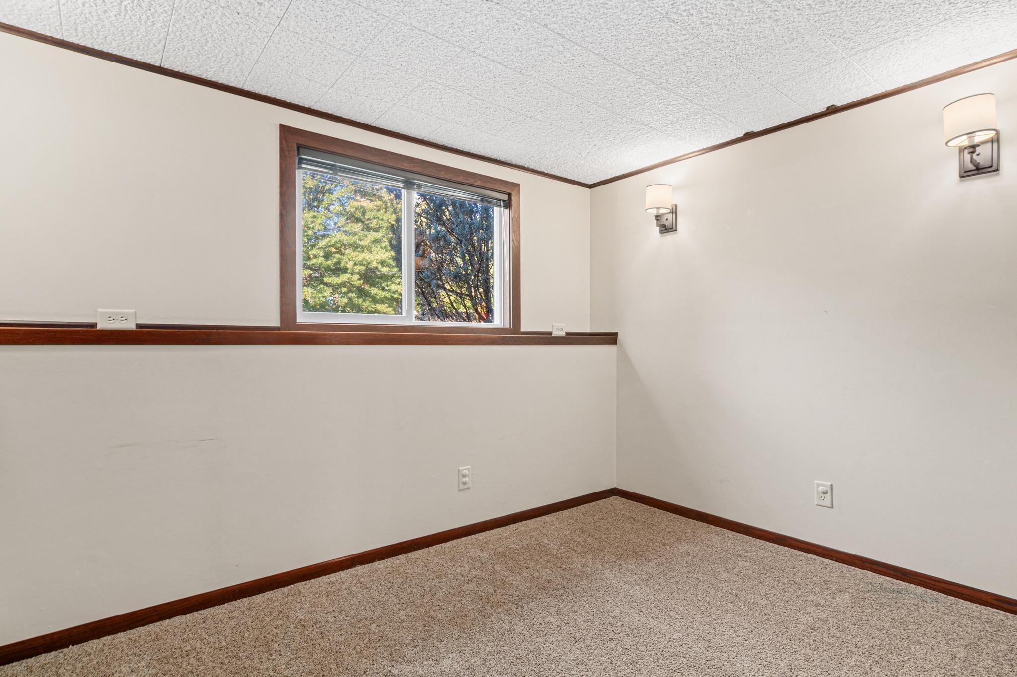 2950 Western Avenue N