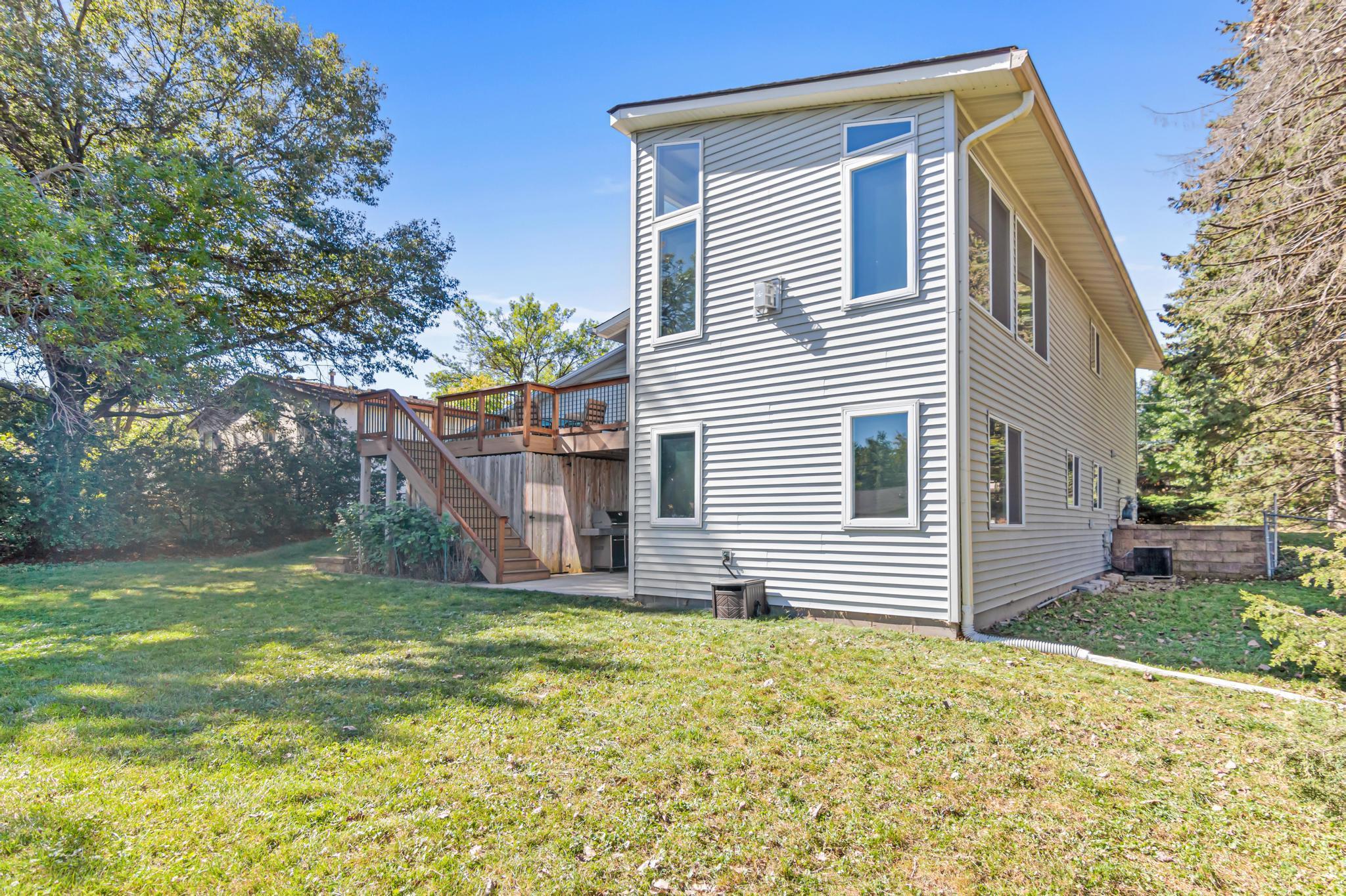 2950 Western Avenue N